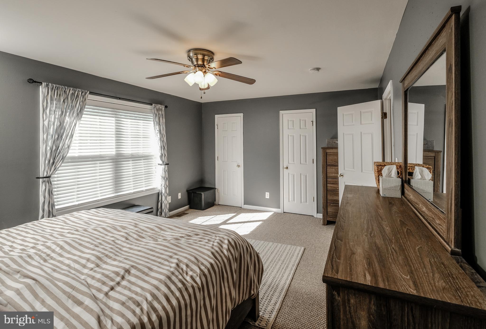 MILLS FARM - Residential