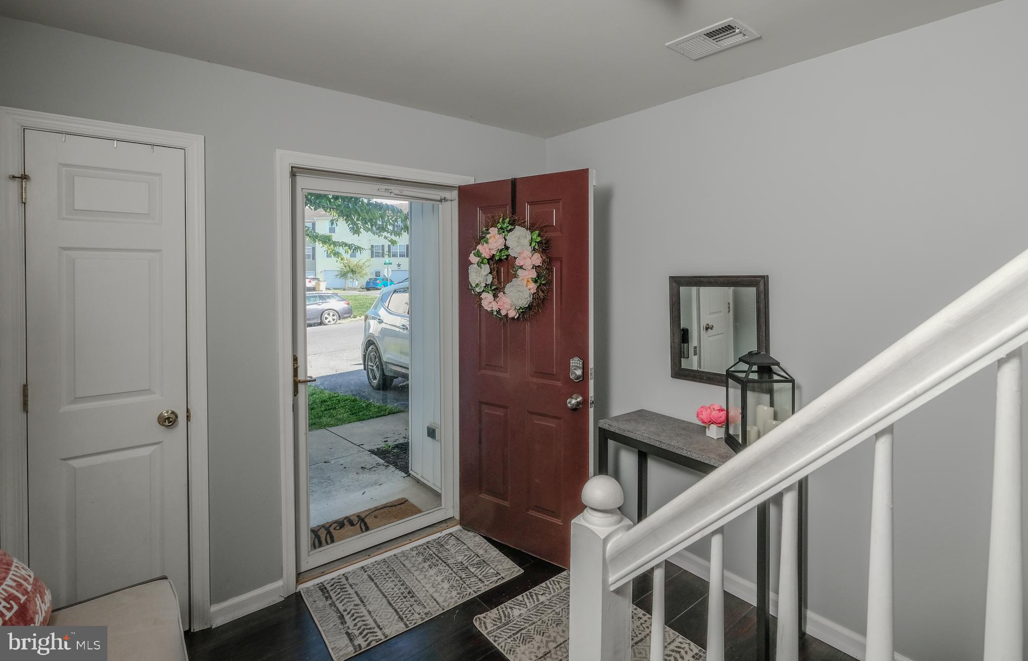 MILLS FARM - Residential