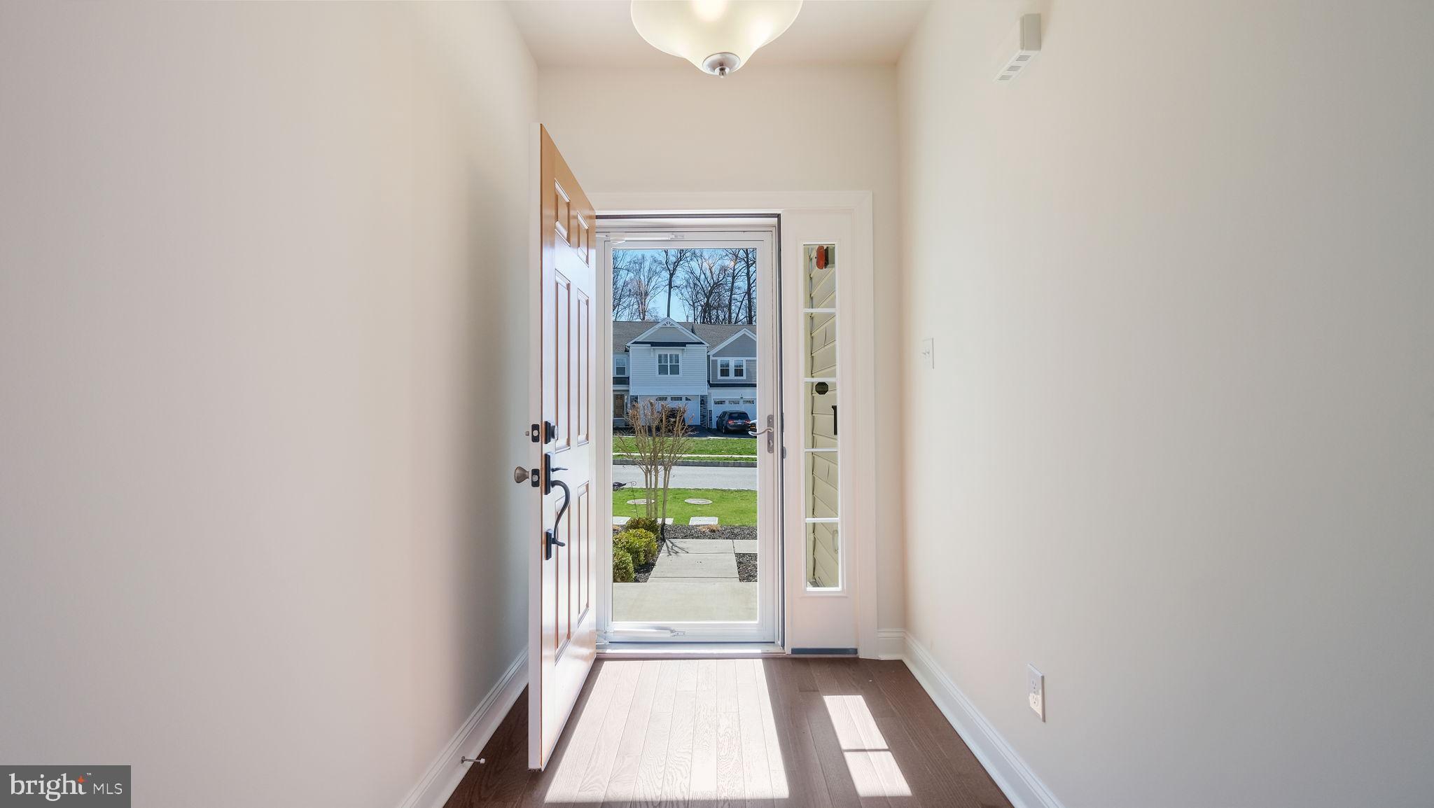 BROOKEFIELD - Residential Lease