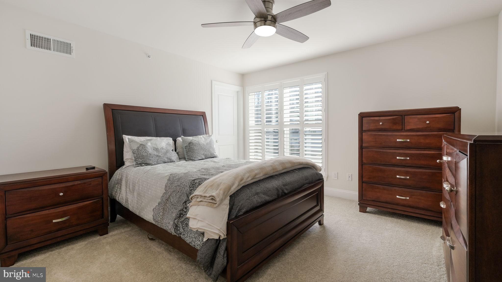 BROOKEFIELD - Residential Lease