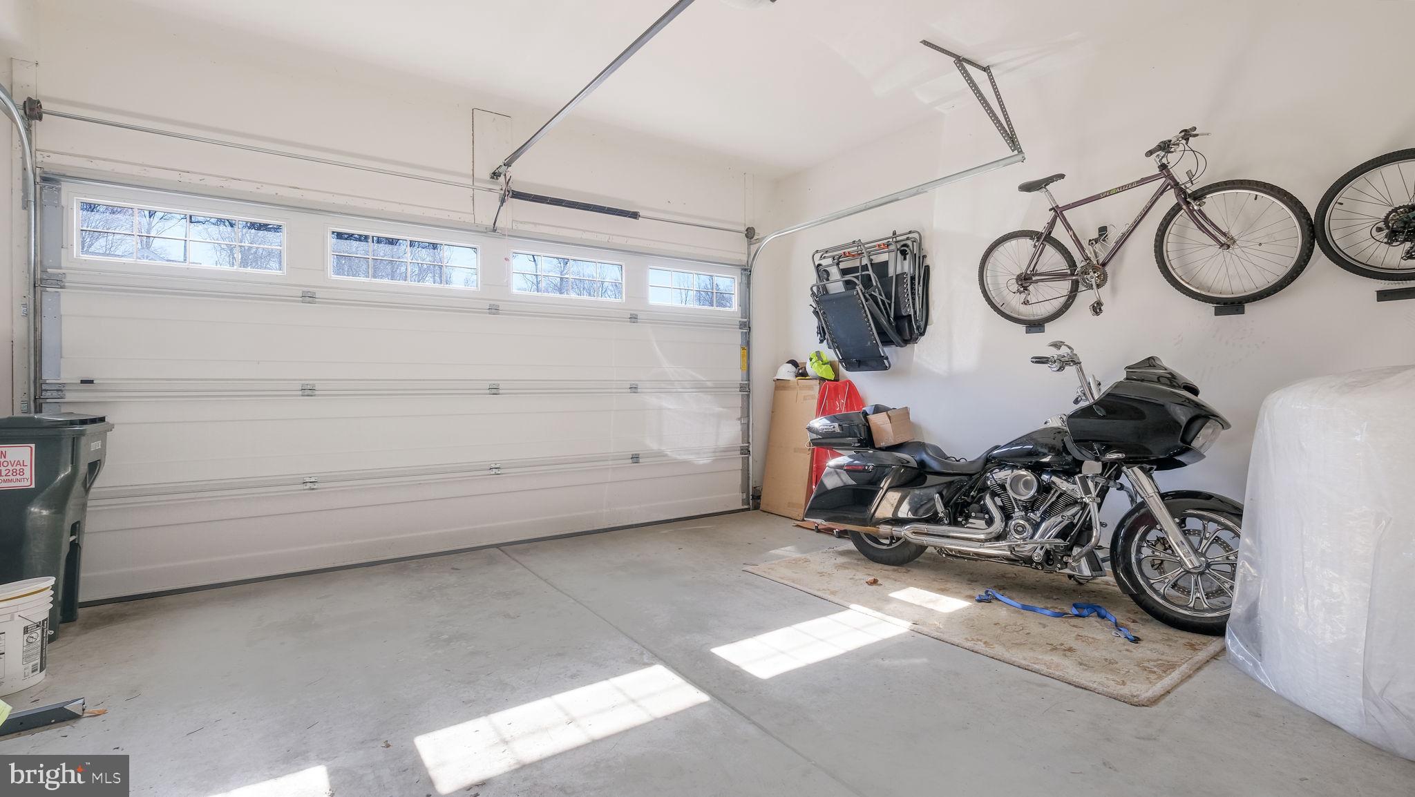 BROOKEFIELD - Residential Lease