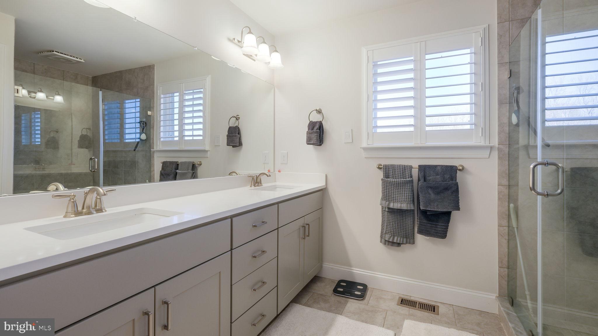 BROOKEFIELD - Residential Lease