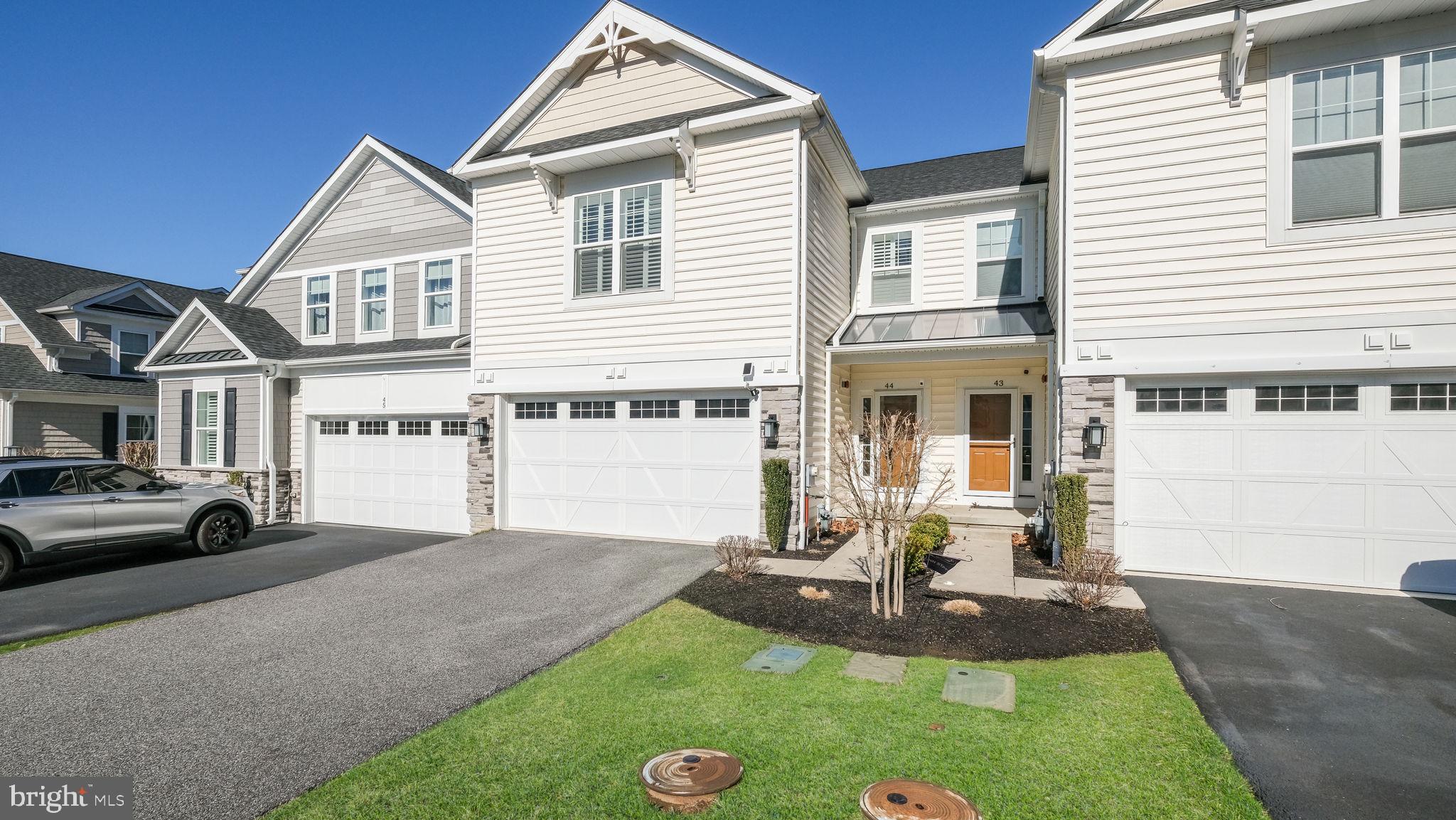 BROOKEFIELD - Residential Lease