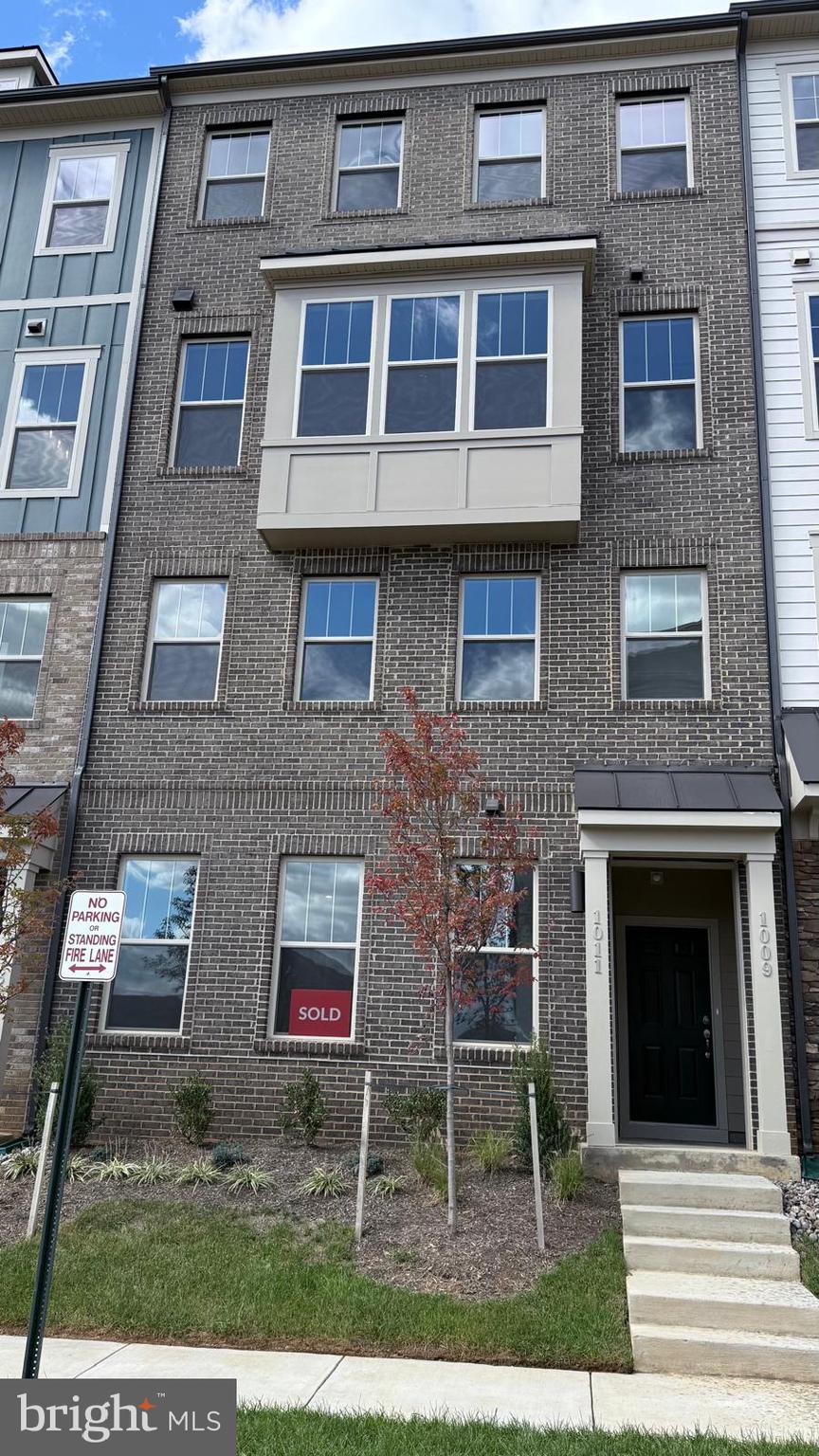 TUSCARORA VILLAGE - Residential Lease