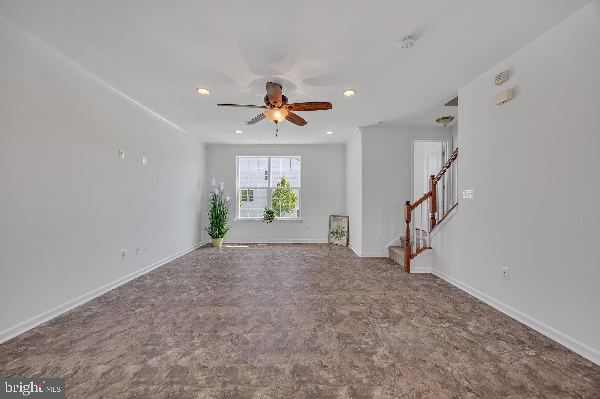 7694 TOWN VIEW DRIVE
