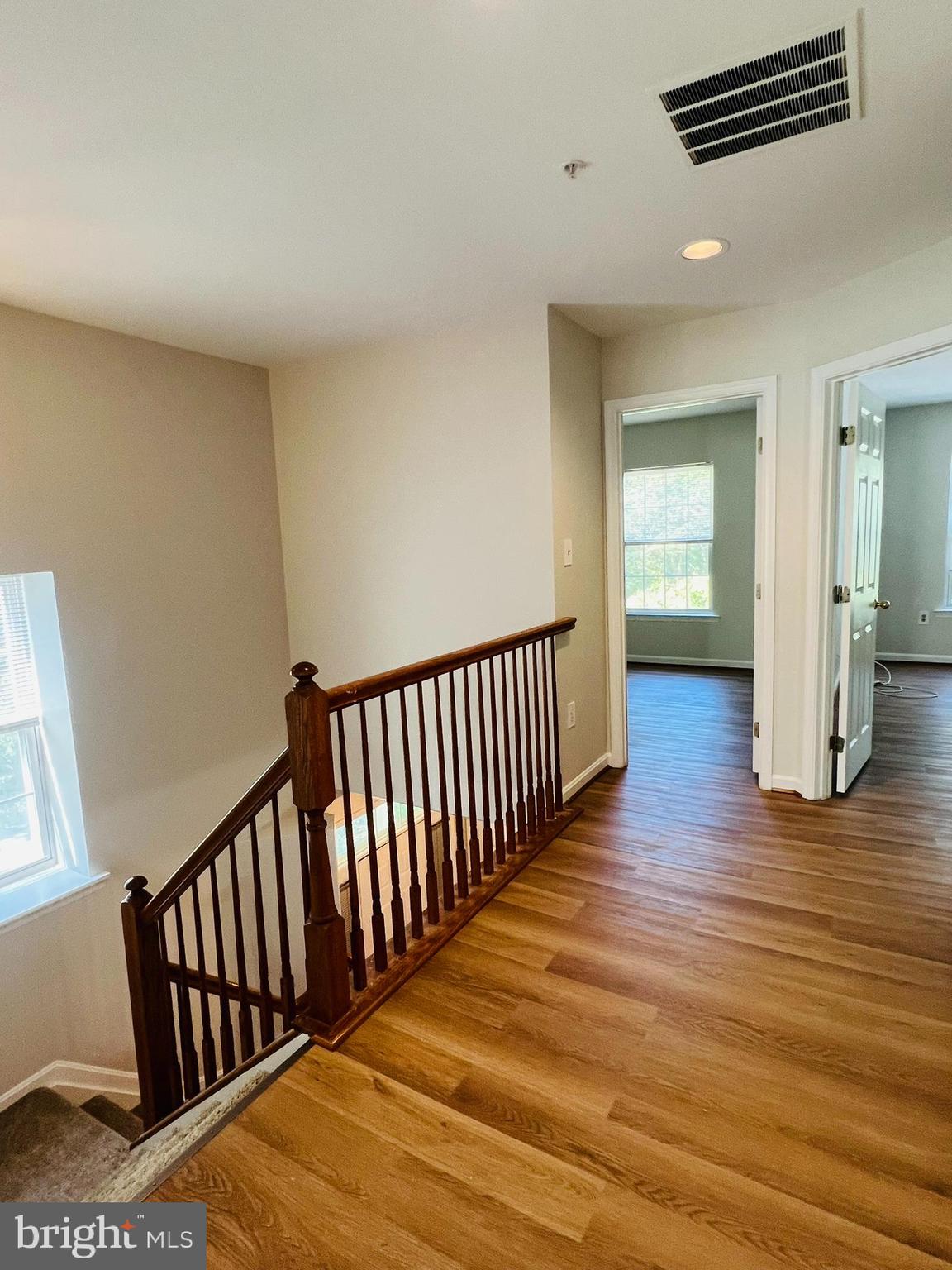 CLARKS CROSSING - Residential Lease