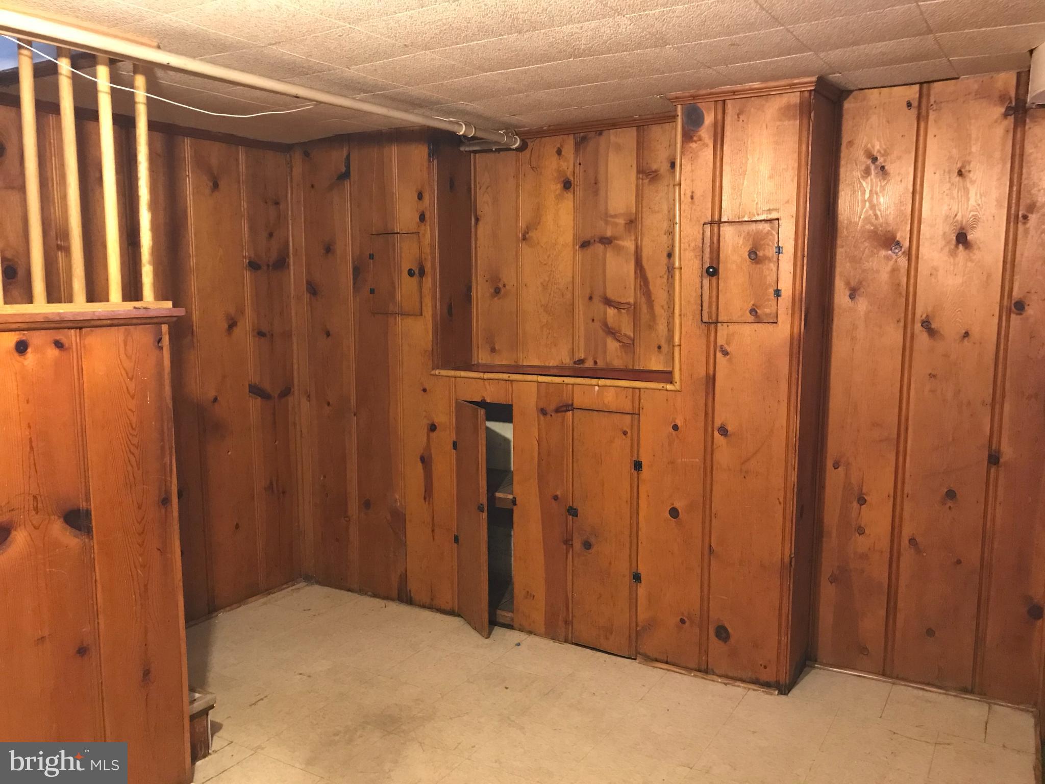 WEST HILLS - Residential