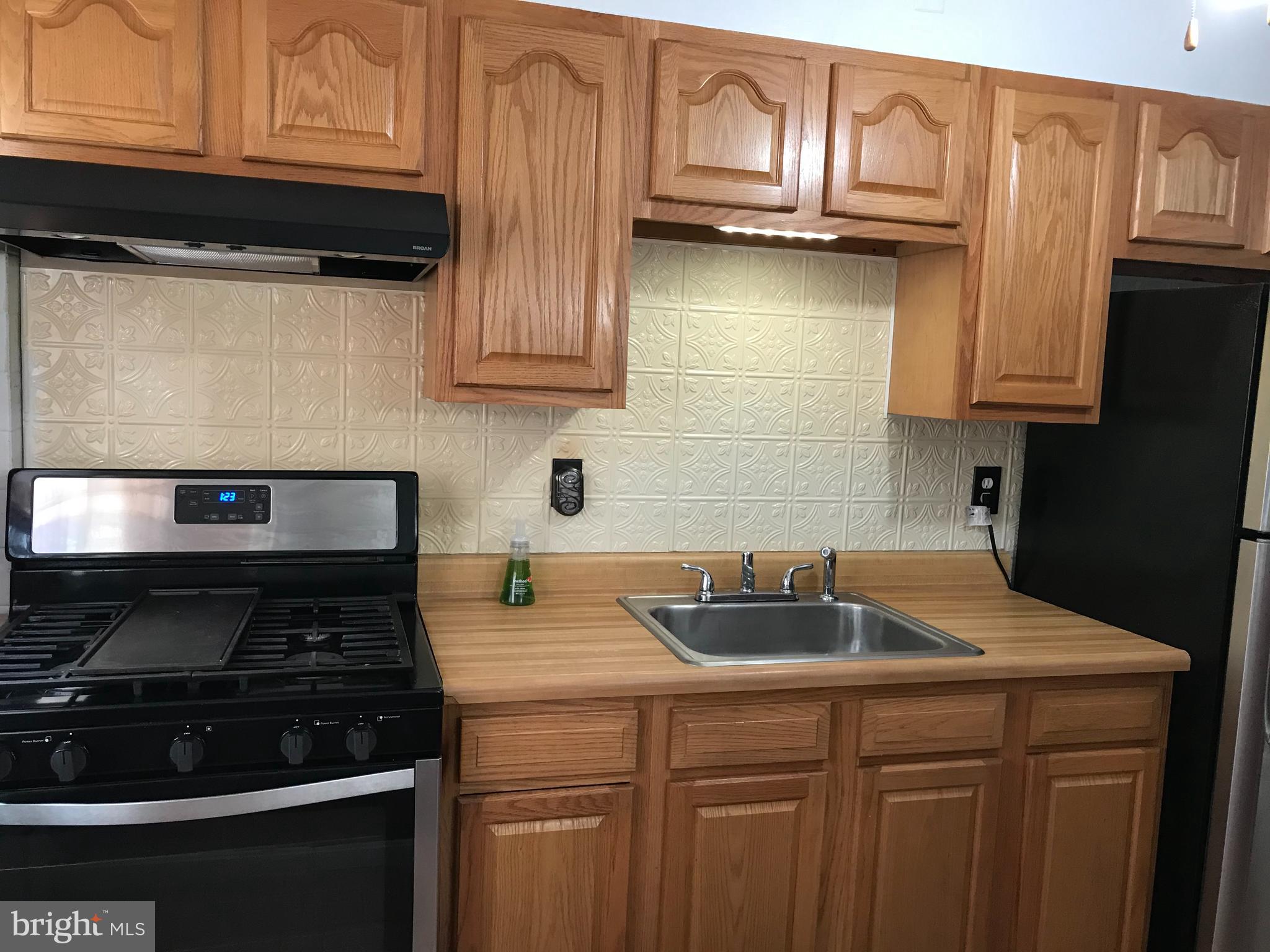 WEST HILLS - Residential