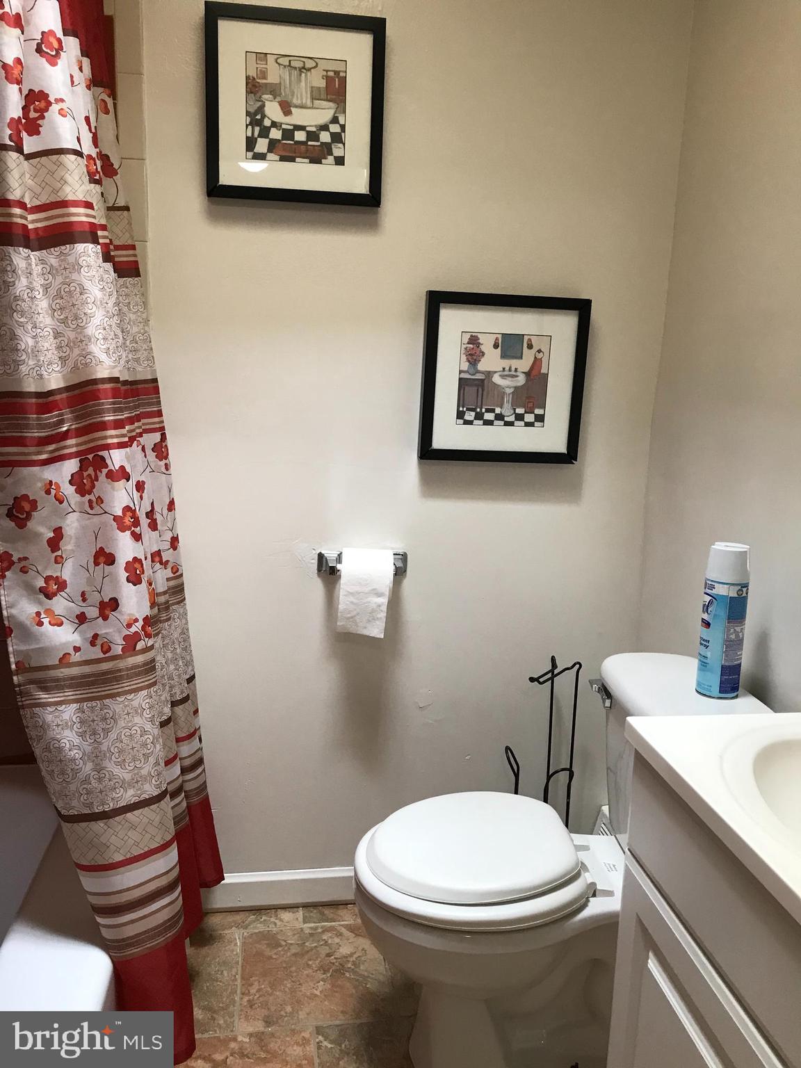 WEST HILLS - Residential