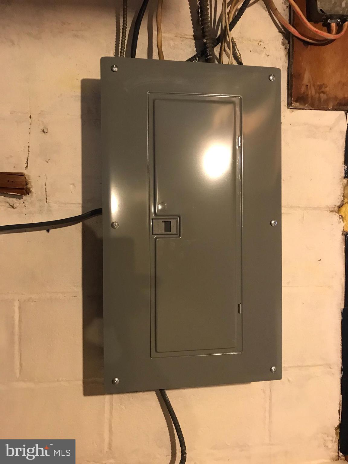 WEST HILLS - Residential