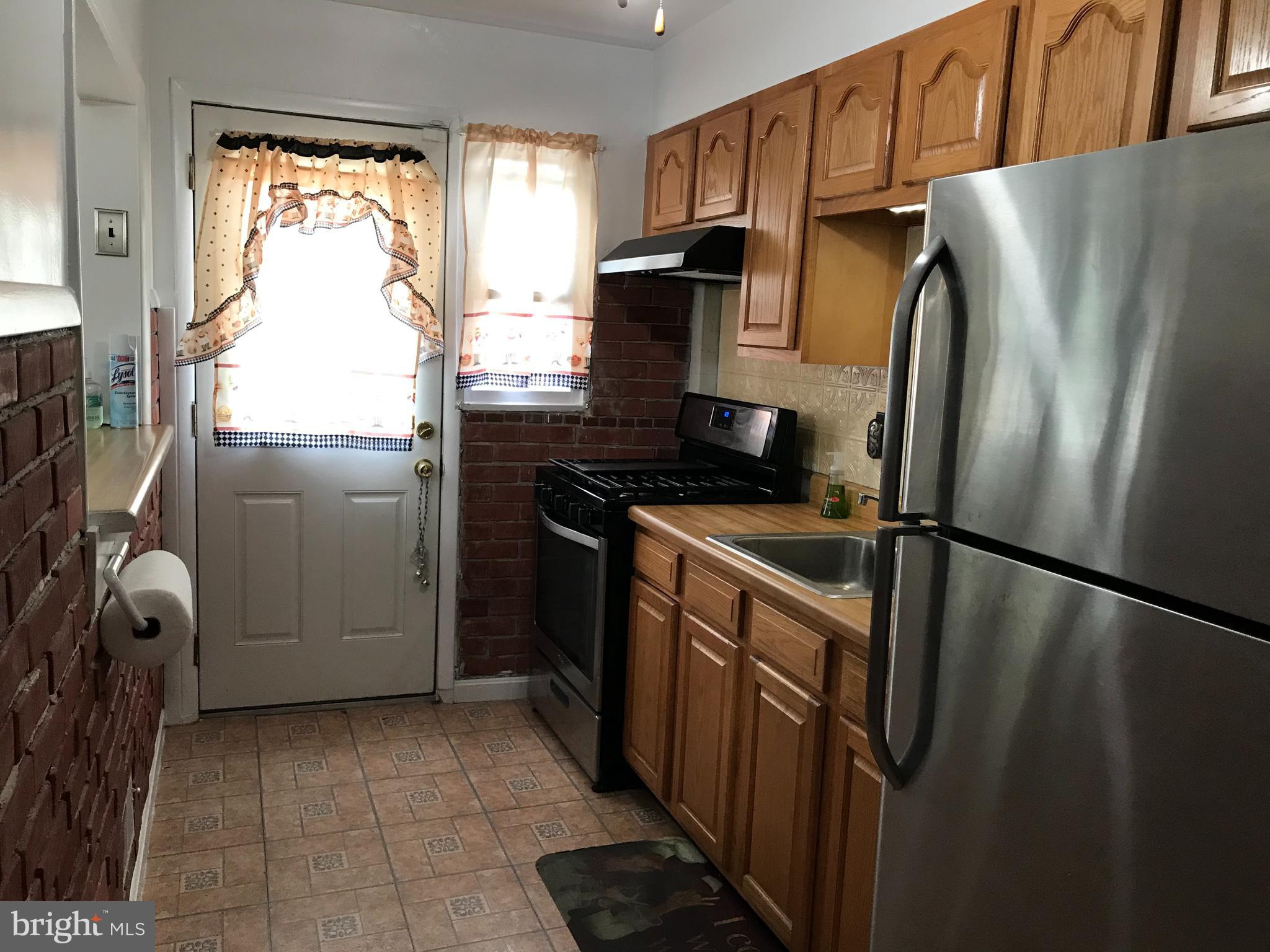 WEST HILLS - Residential