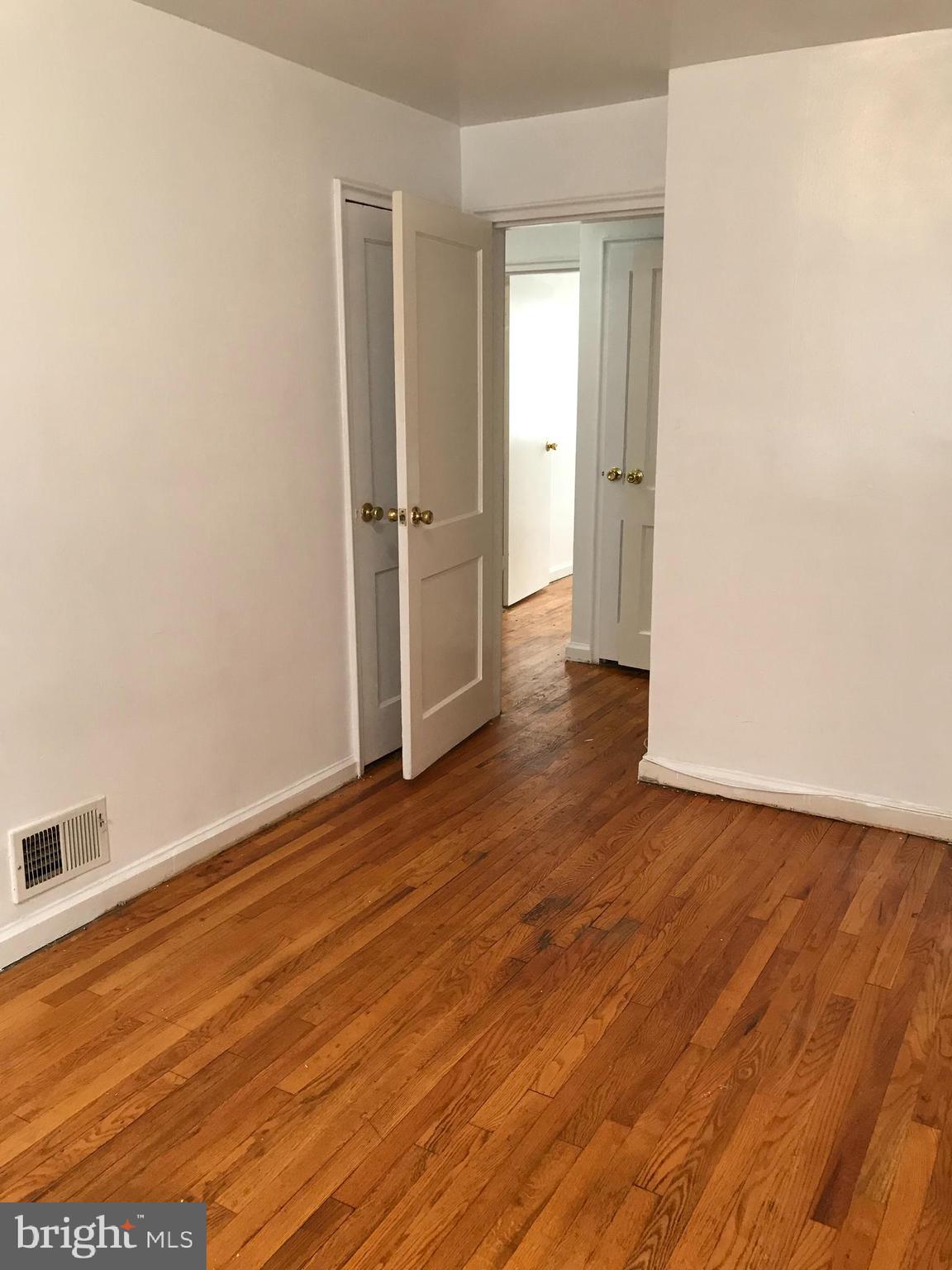 WEST HILLS - Residential