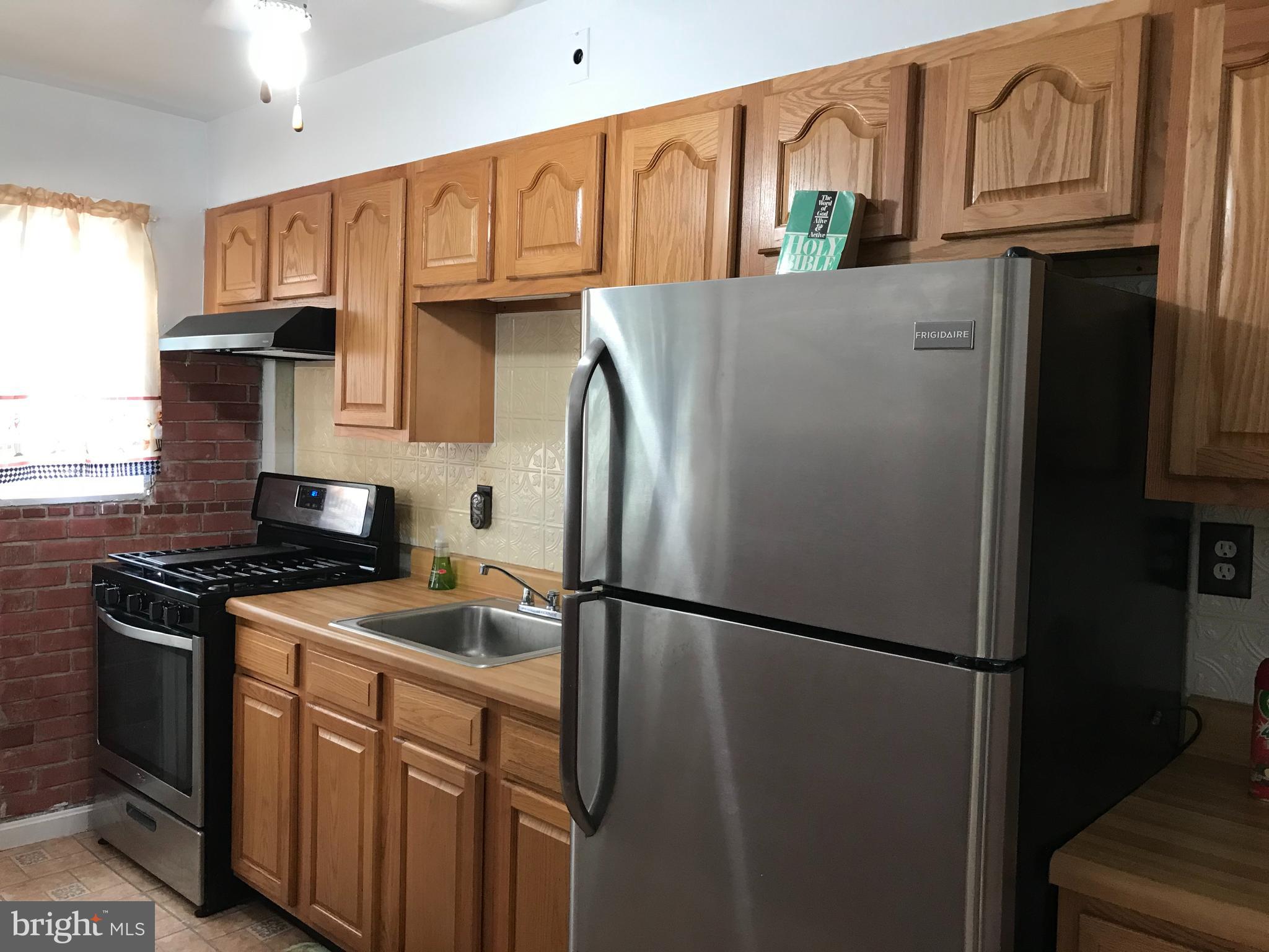 WEST HILLS - Residential