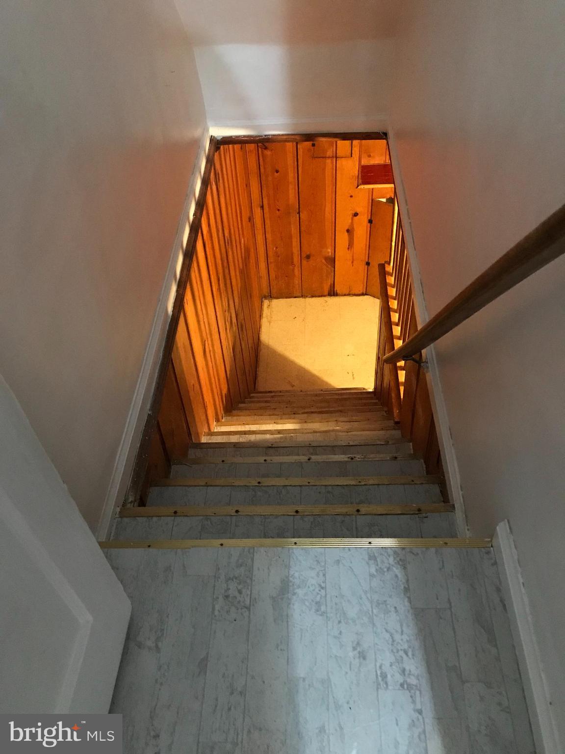 WEST HILLS - Residential