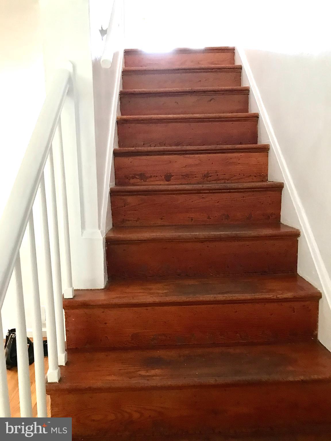 WEST HILLS - Residential