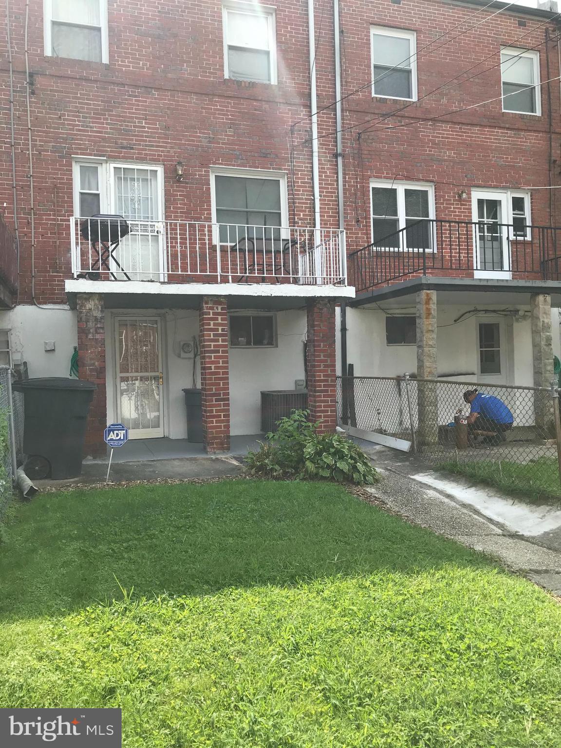 WEST HILLS - Residential