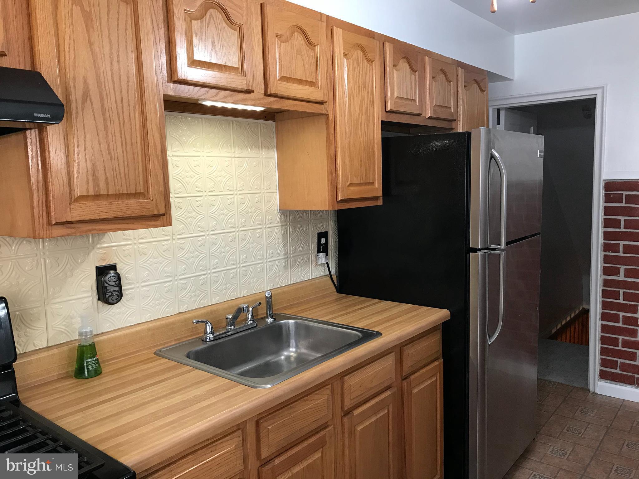 WEST HILLS - Residential