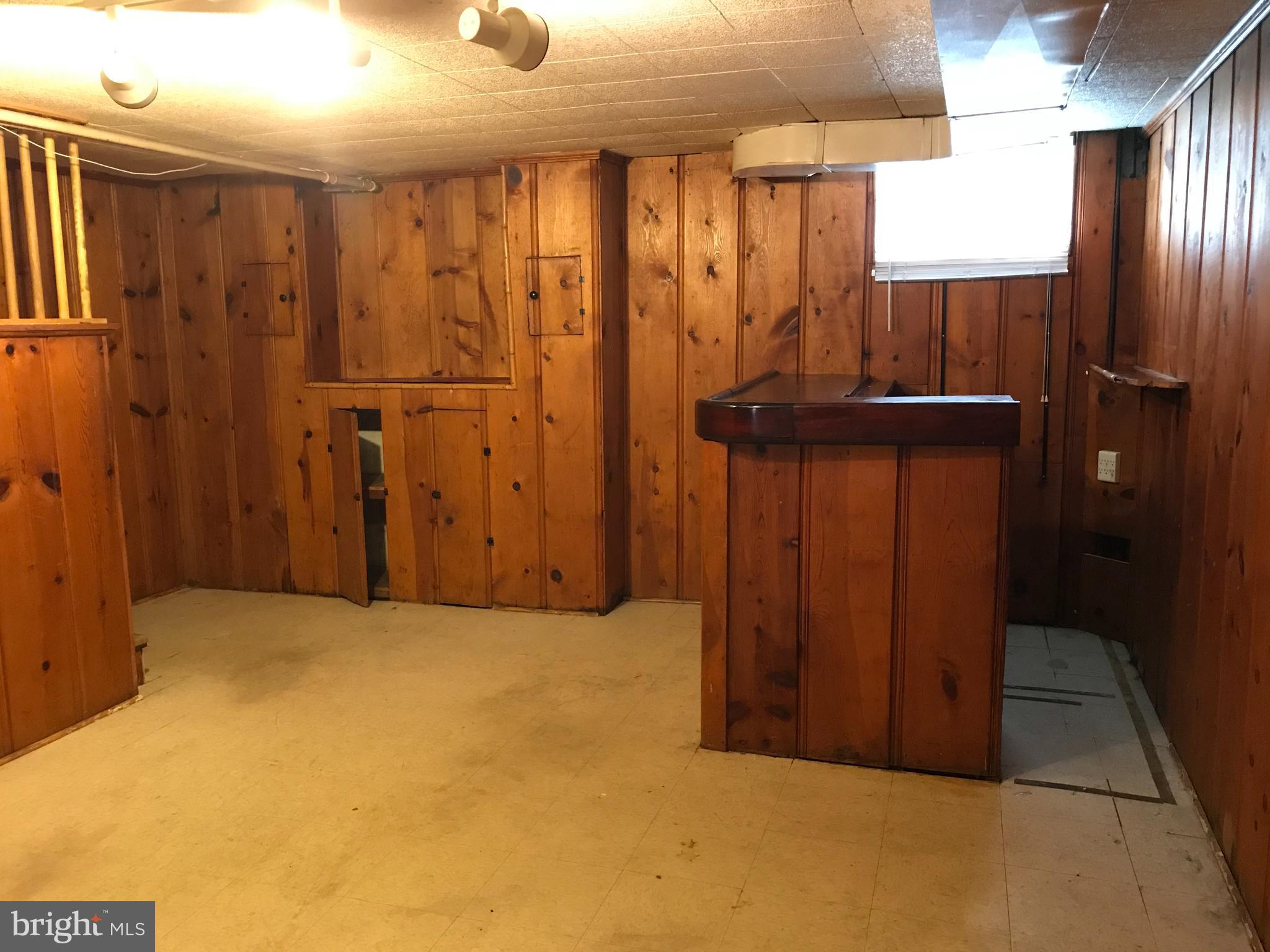 WEST HILLS - Residential