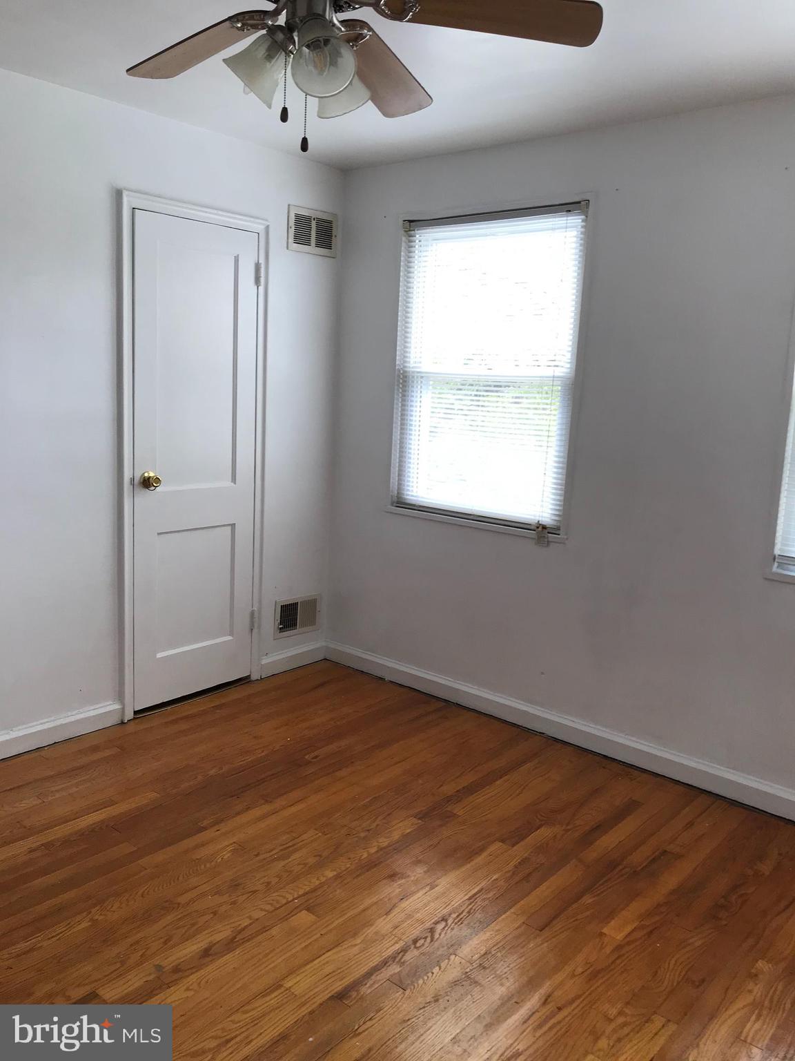 WEST HILLS - Residential