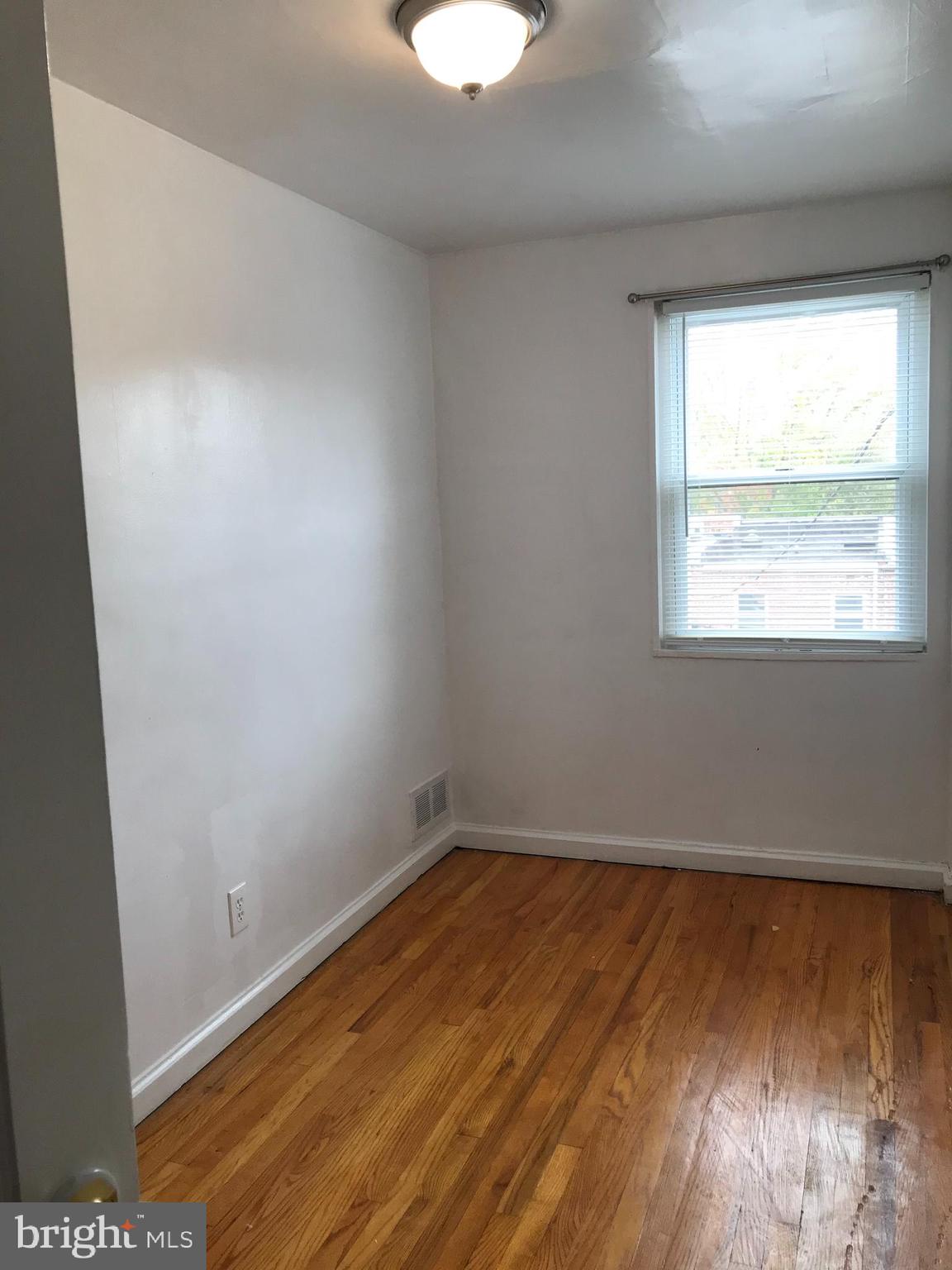 WEST HILLS - Residential