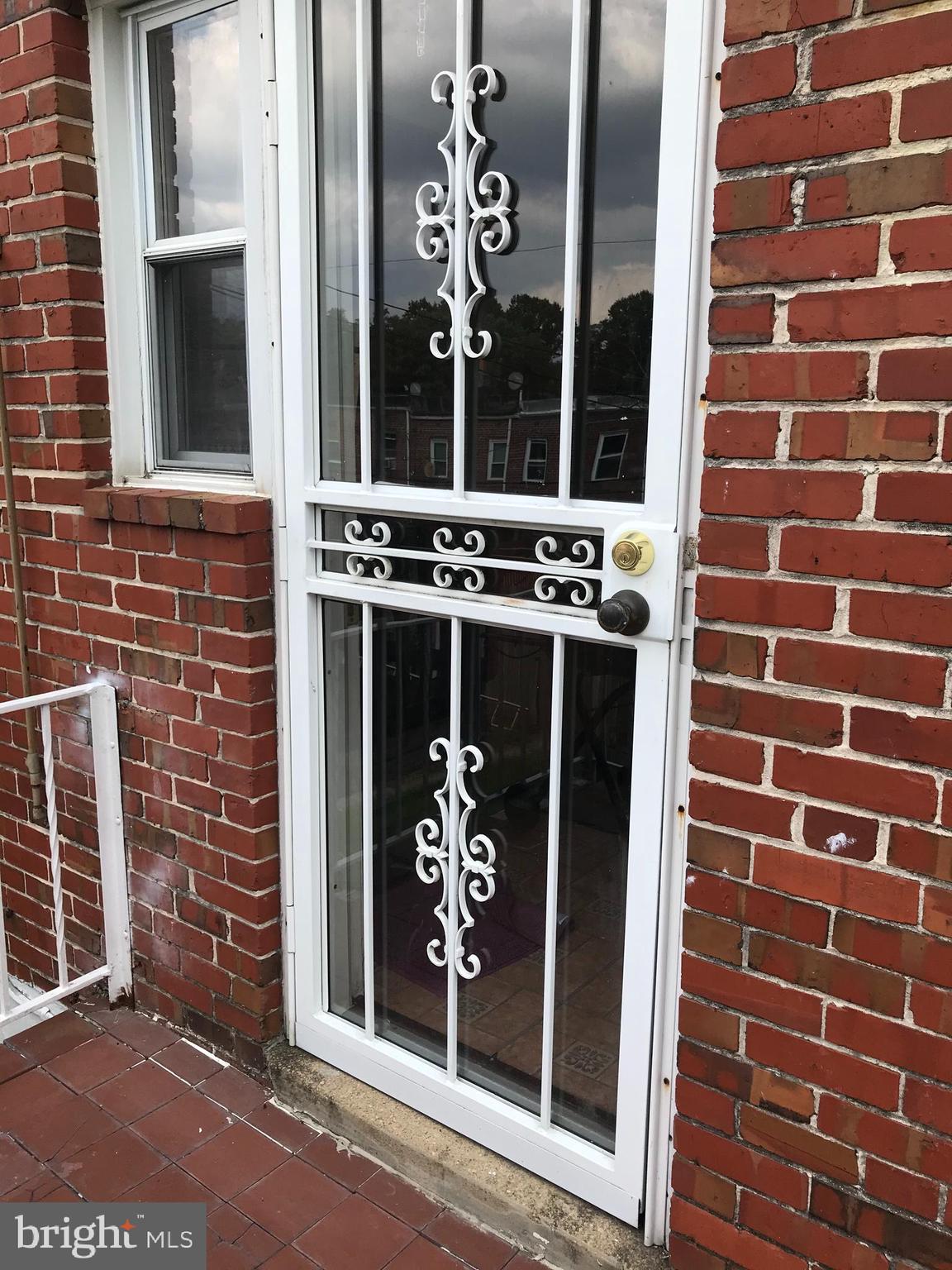 WEST HILLS - Residential