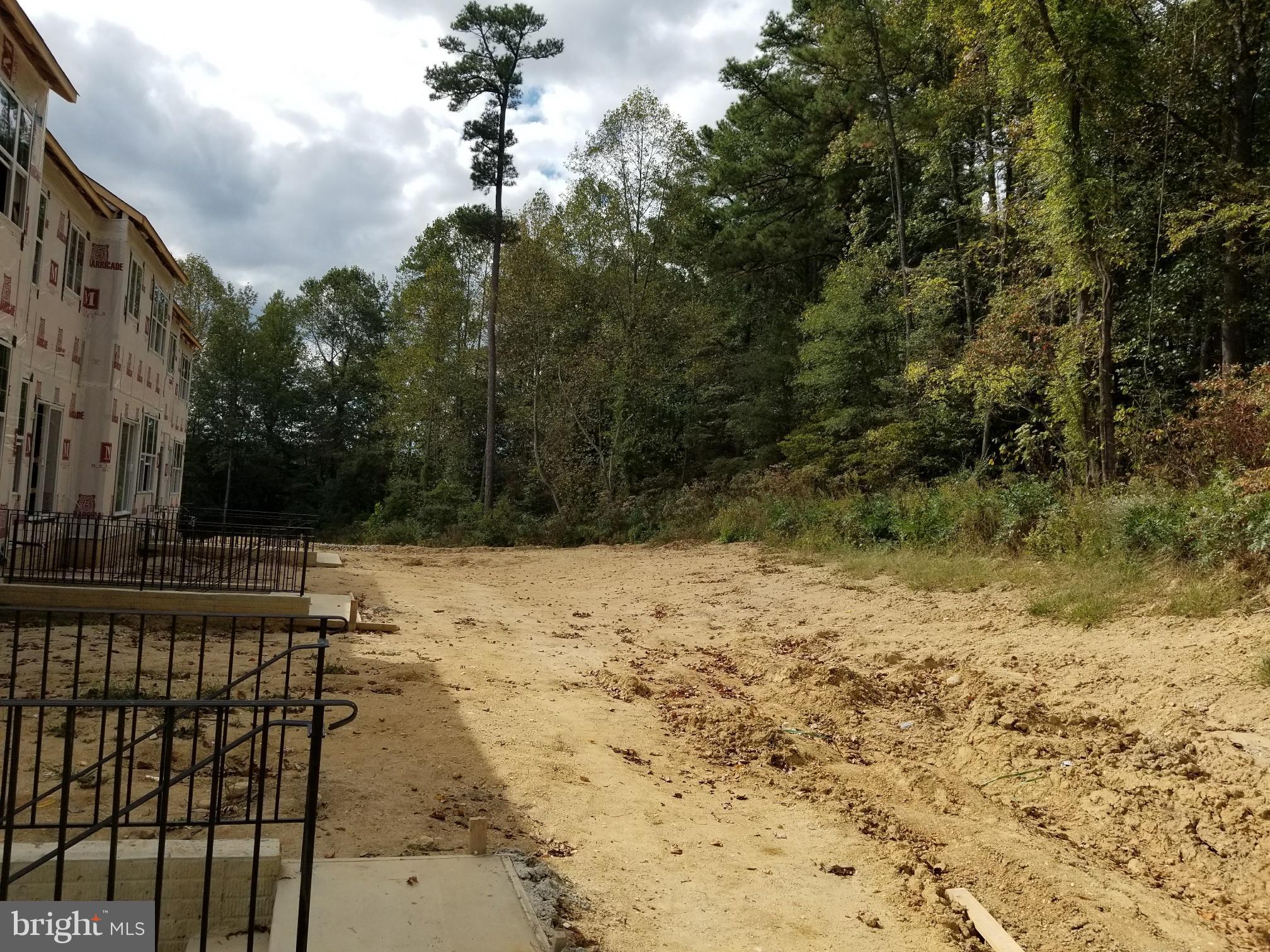 ELIZABETH HILLS PHASE 1 - Residential