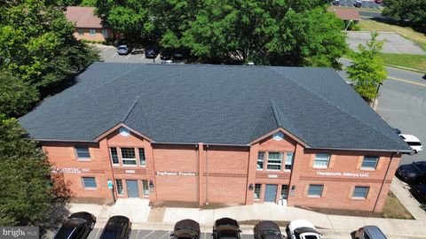 10535 CRESTWOOD DRIVE 201 & 203 MANASSAS VA 20109