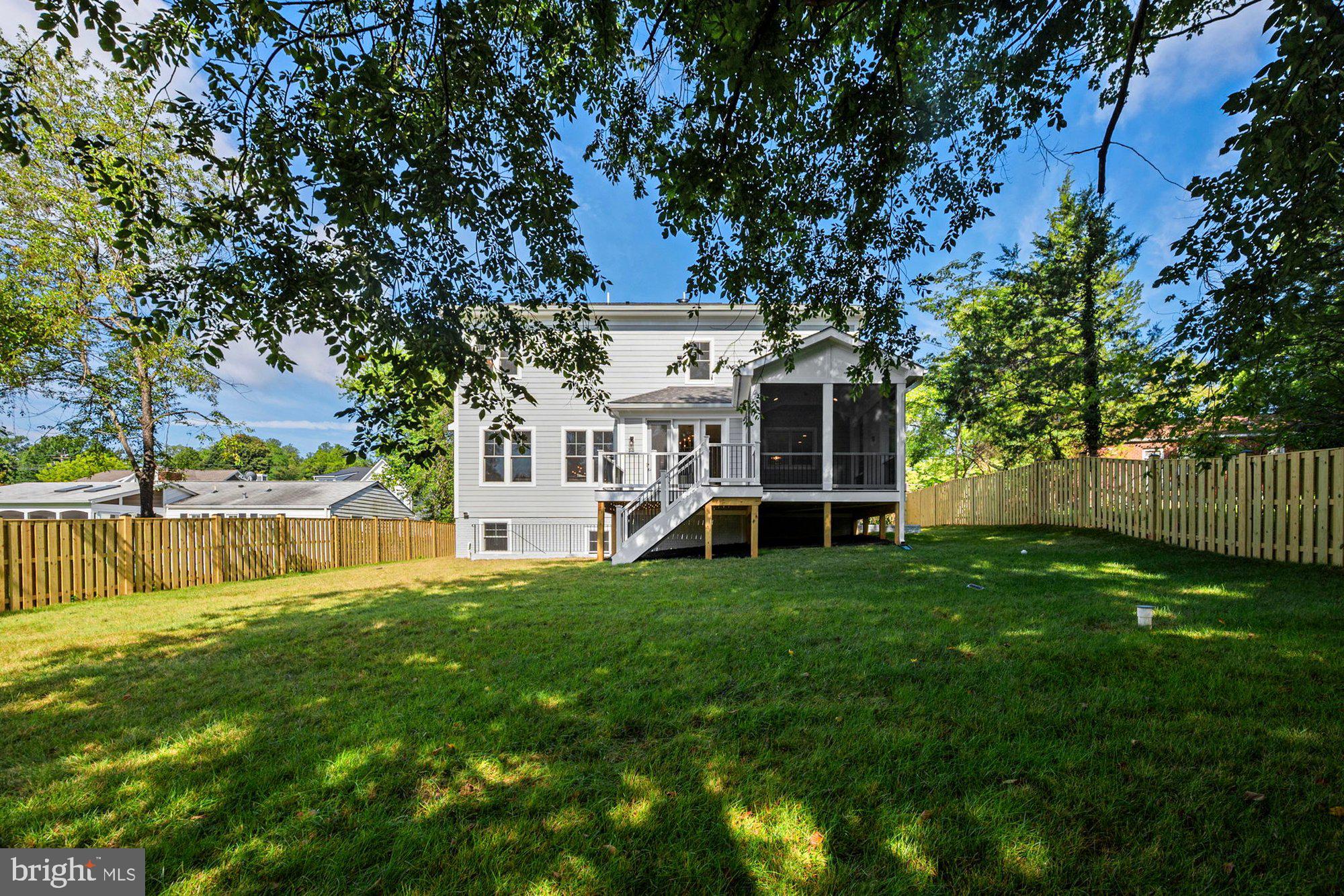 613 BLACKSTONE TERRACE NW