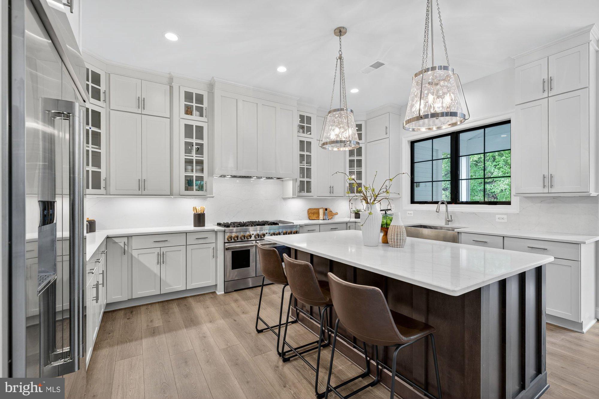 VIENNA HILLS - Residential