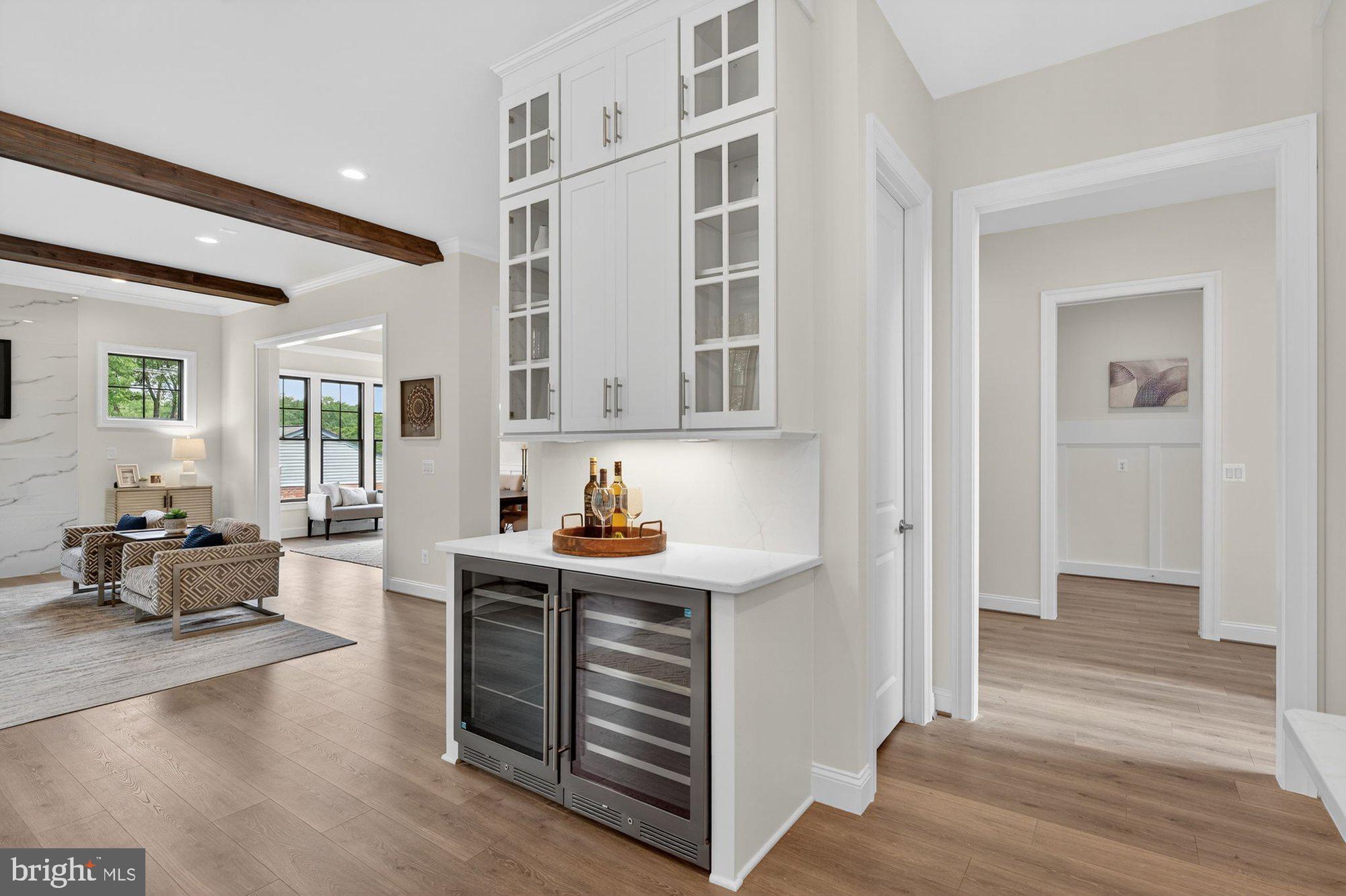 VIENNA HILLS - Residential