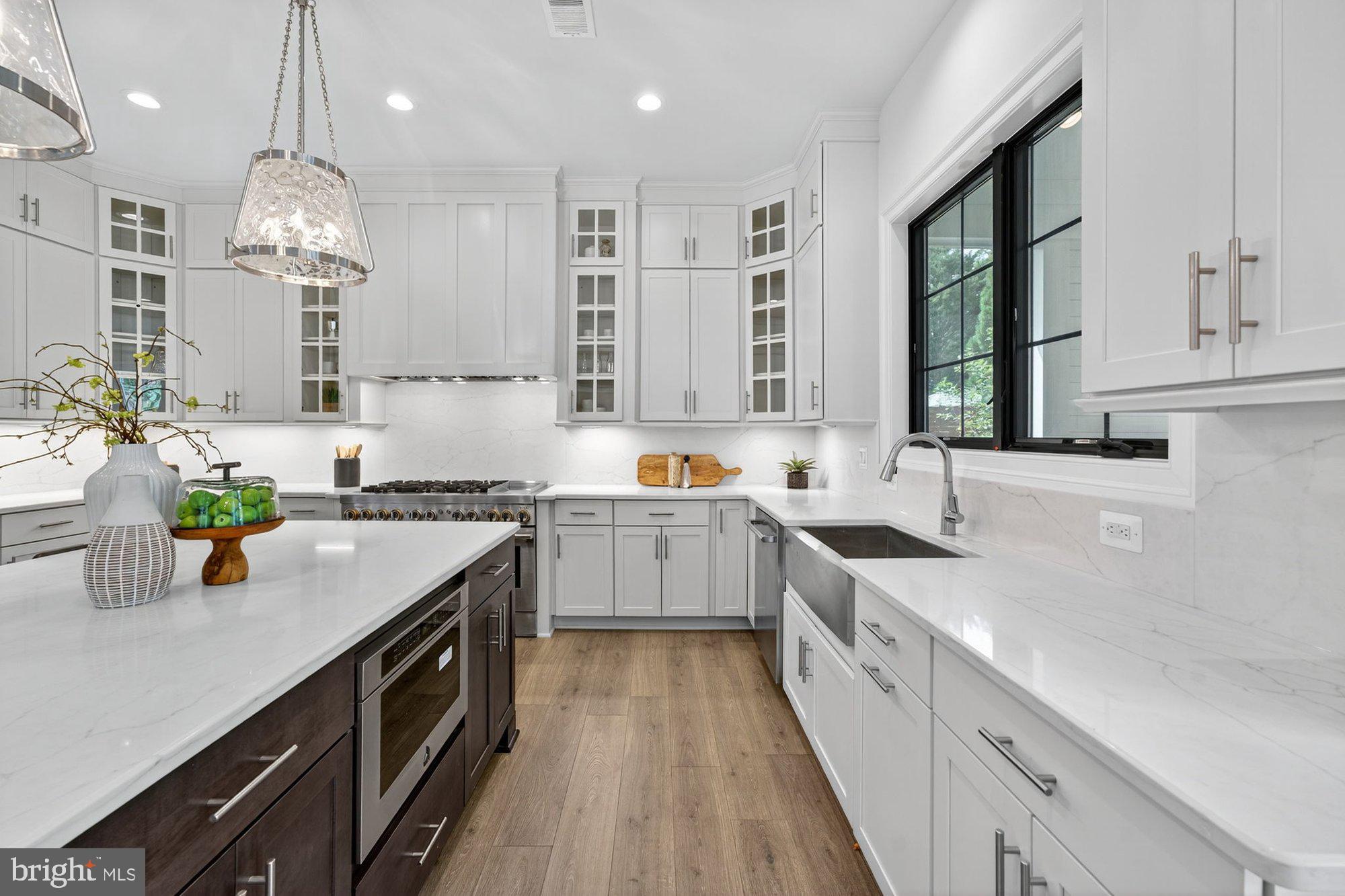 VIENNA HILLS - Residential