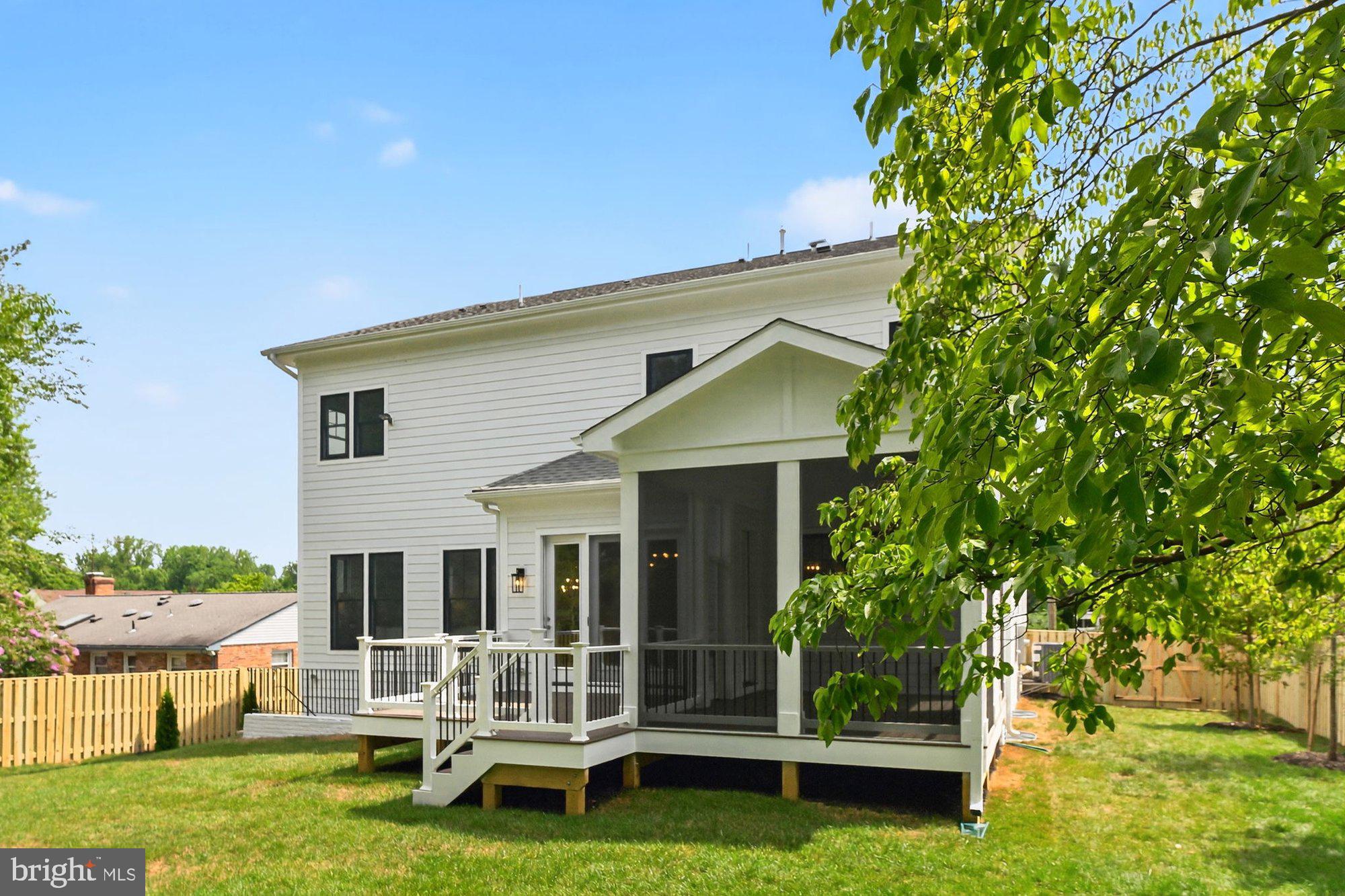 VIENNA HILLS - Residential