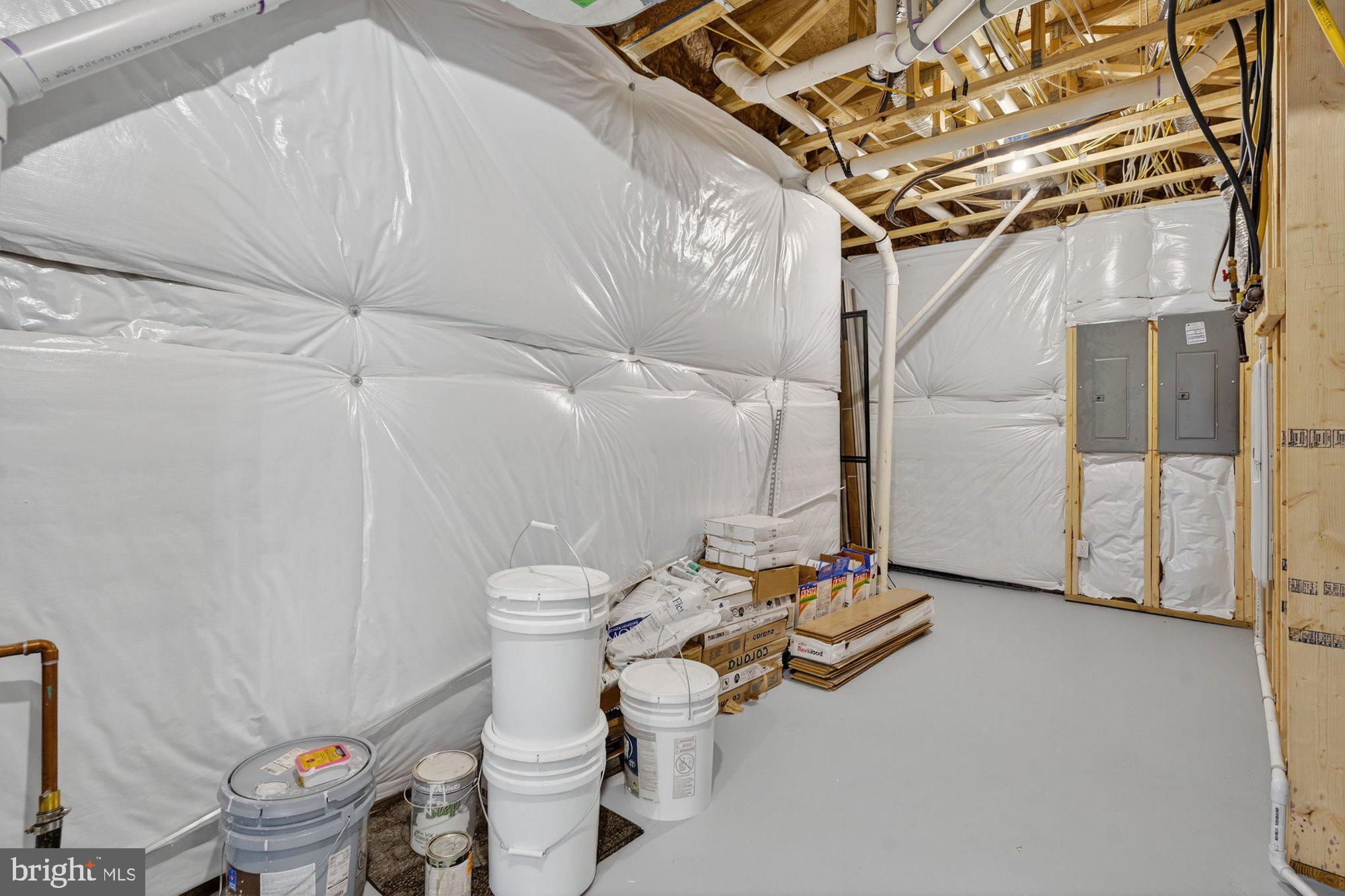 VIENNA HILLS - Residential