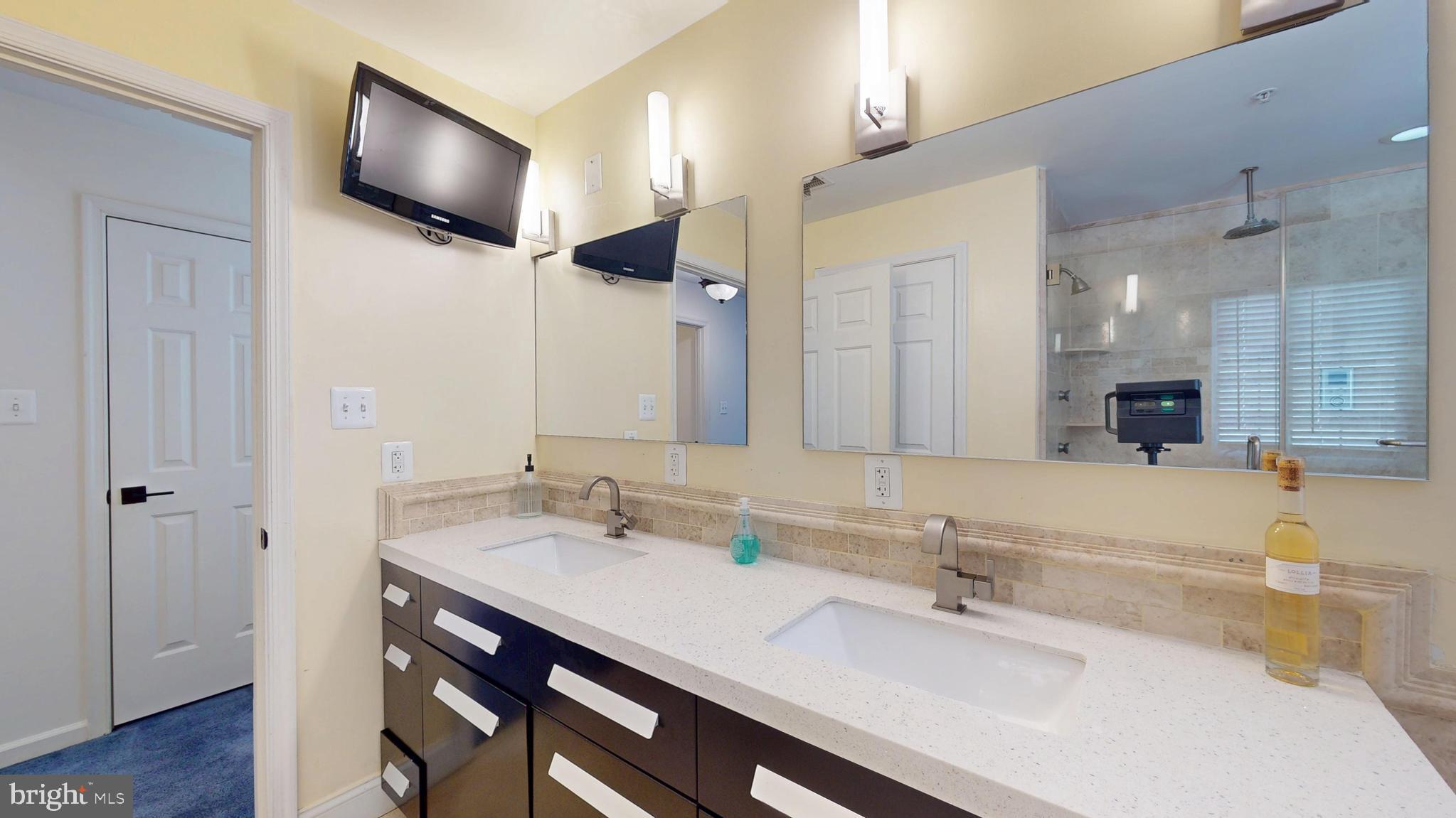 GLENN STATION - Residential