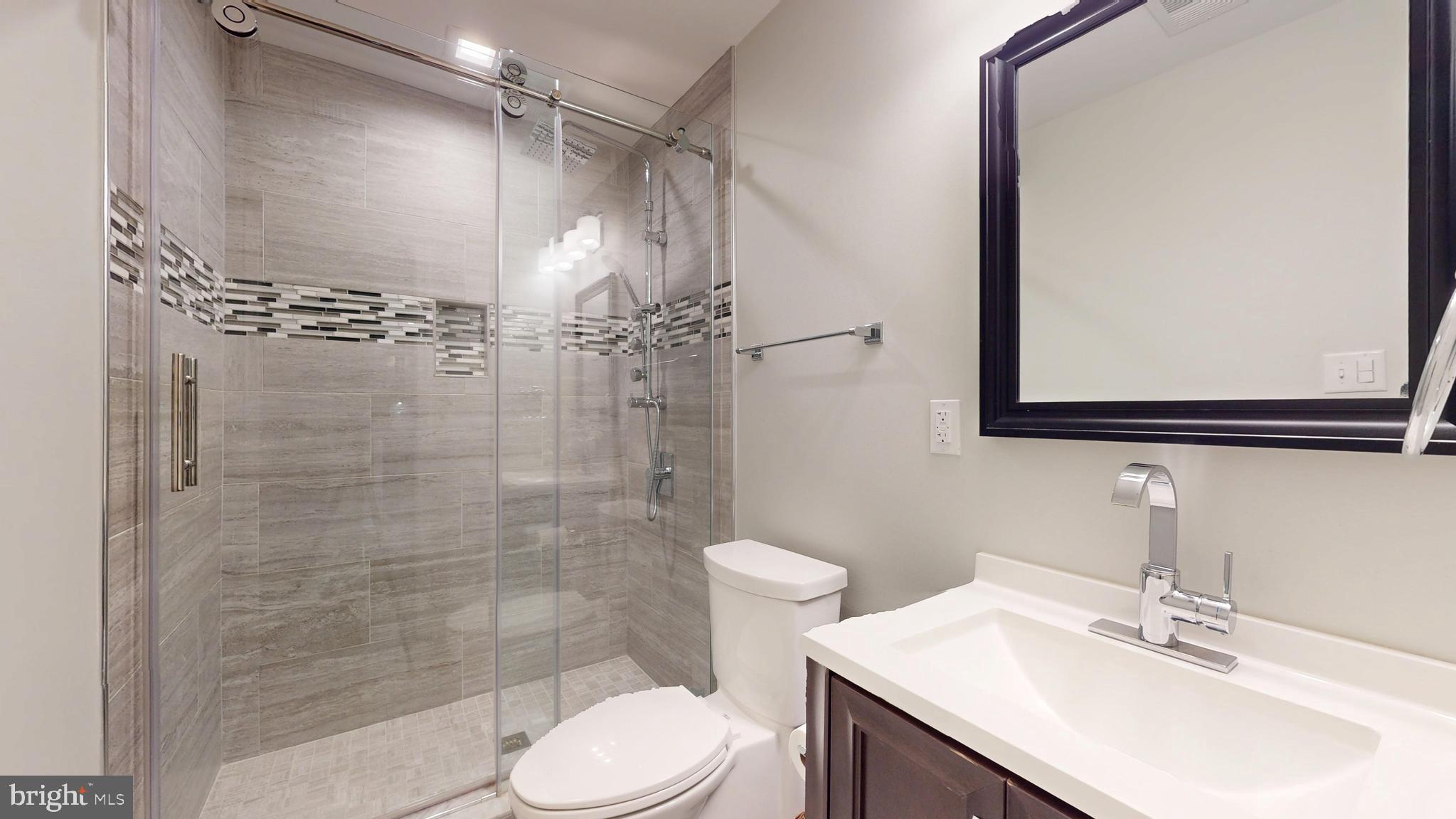 GLENN STATION - Residential