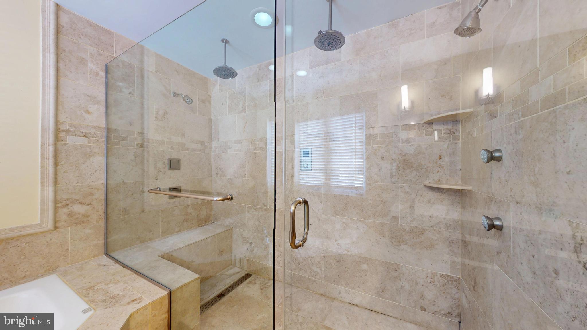 GLENN STATION - Residential