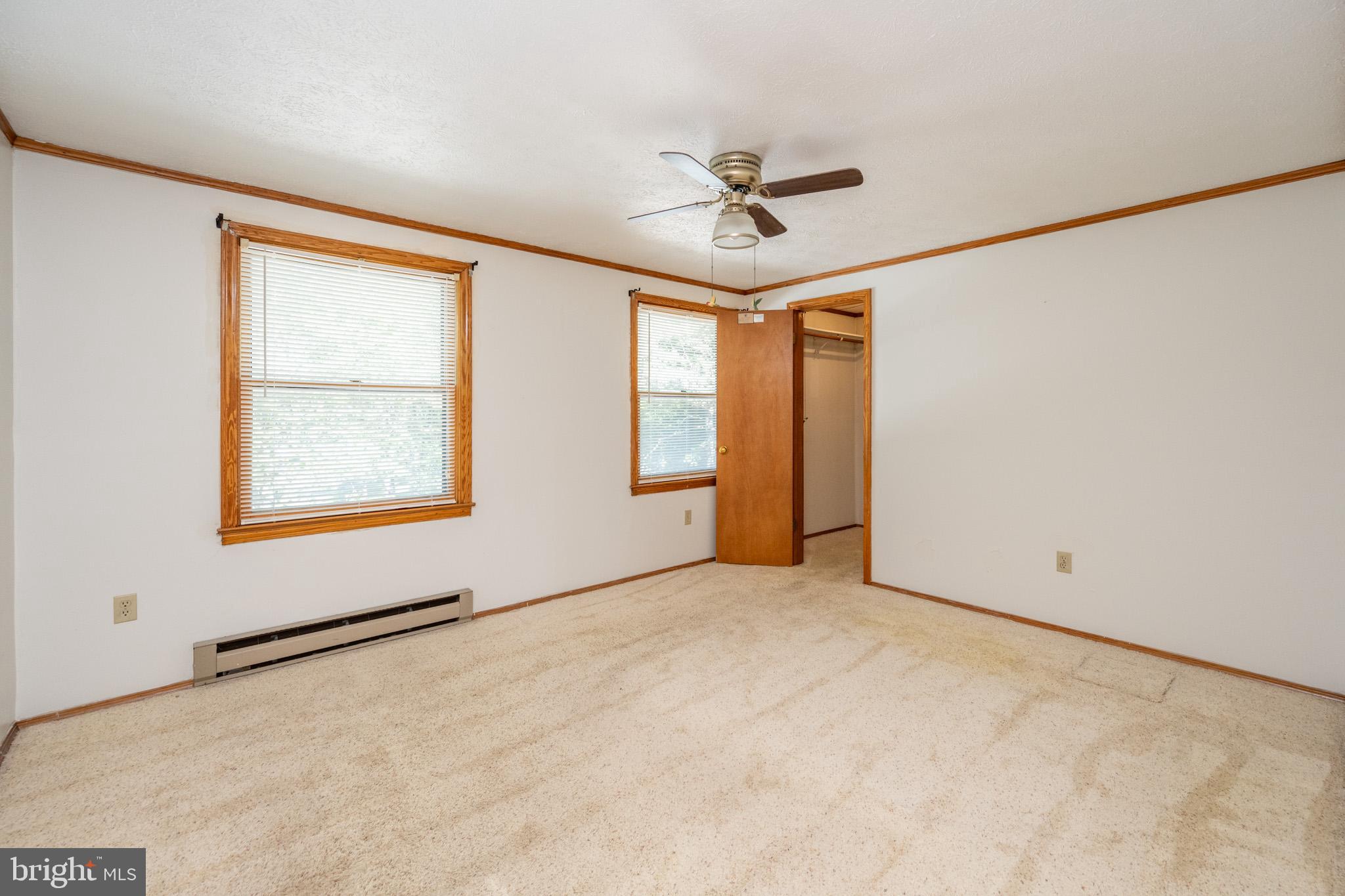 TURKEY NECK - Residential