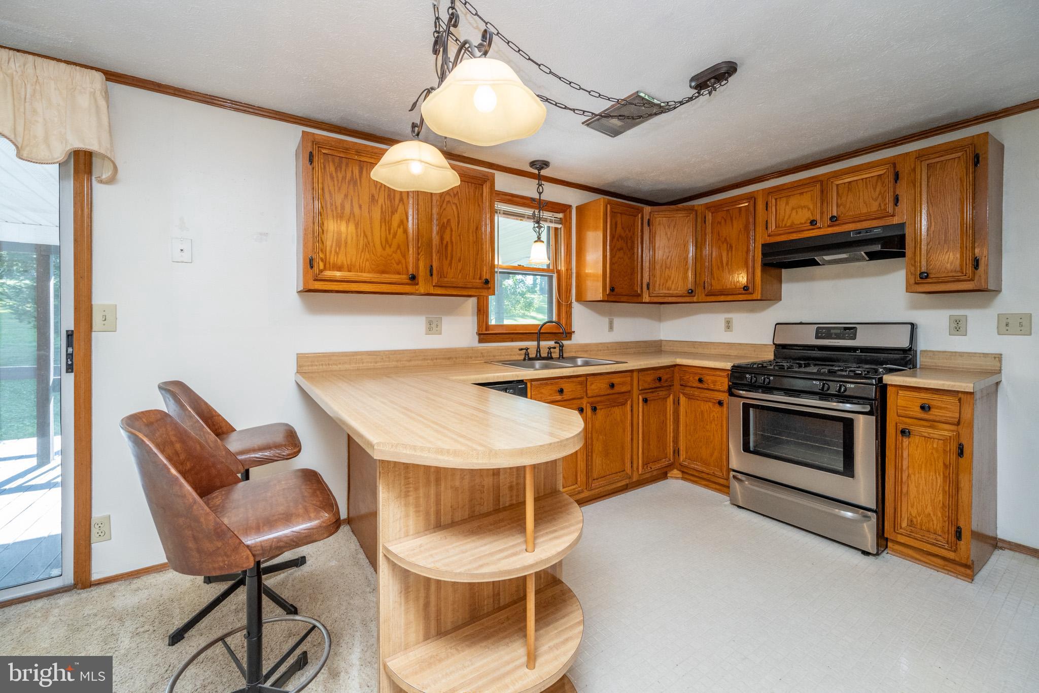 TURKEY NECK - Residential