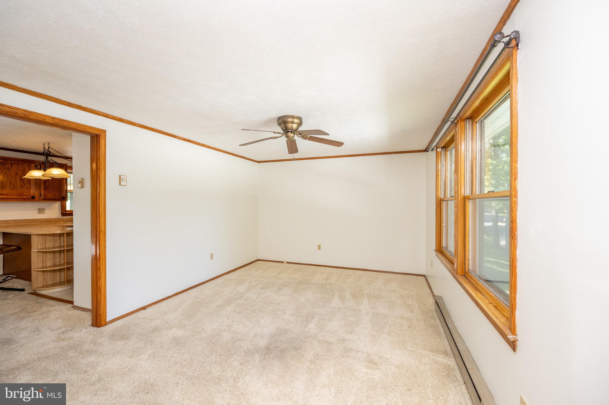 TURKEY NECK - Residential