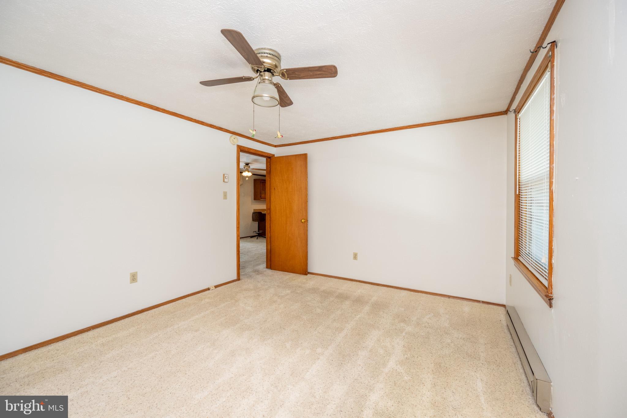 TURKEY NECK - Residential