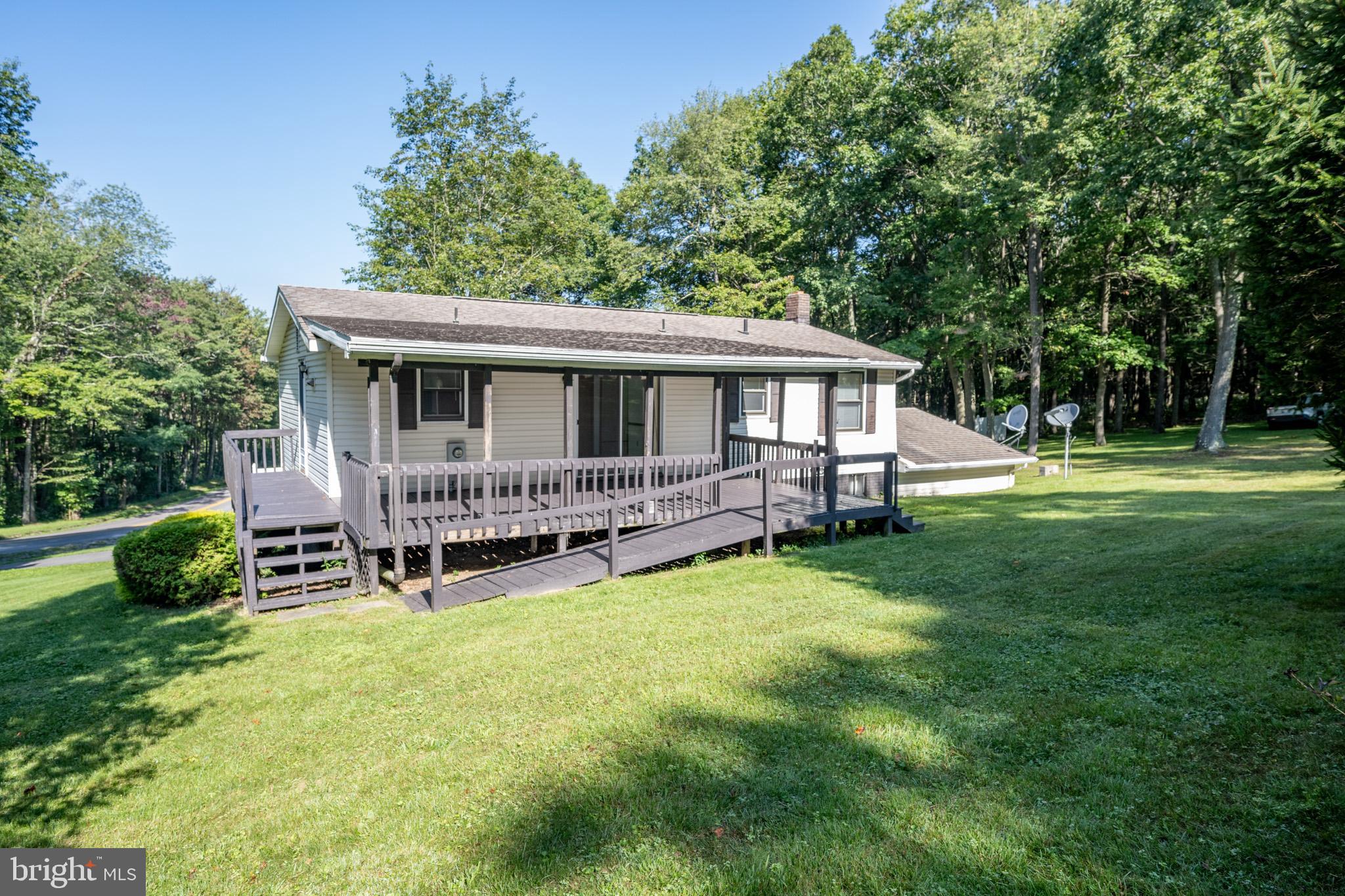 TURKEY NECK - Residential