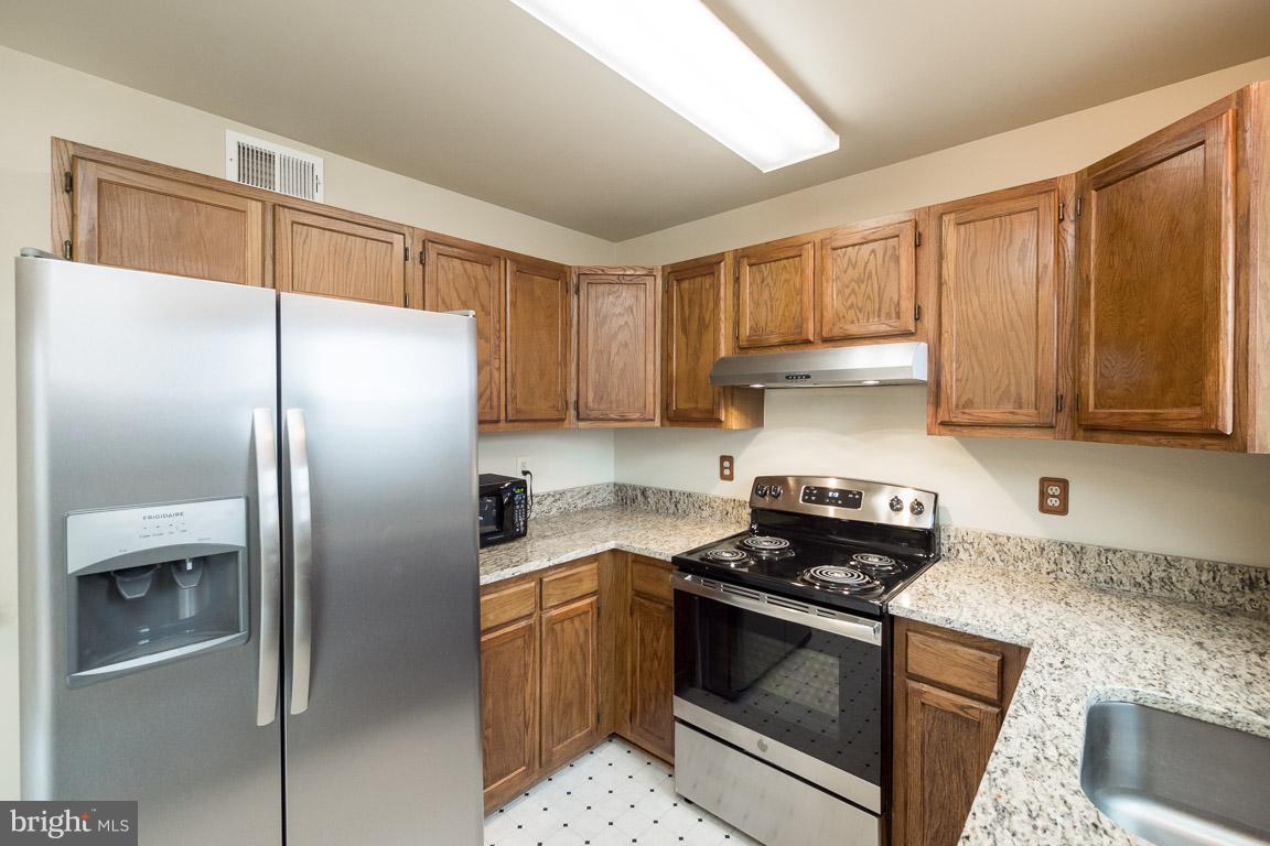 CROFTON COMMONS - Residential