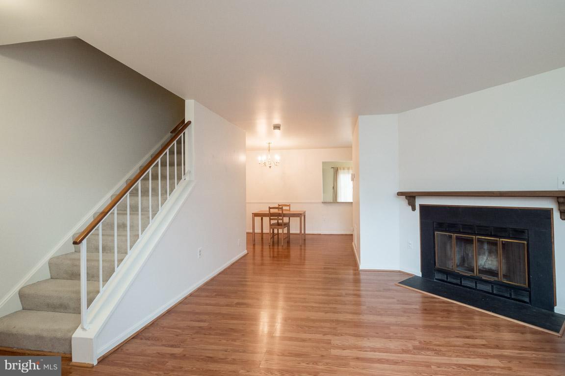 CROFTON COMMONS - Residential