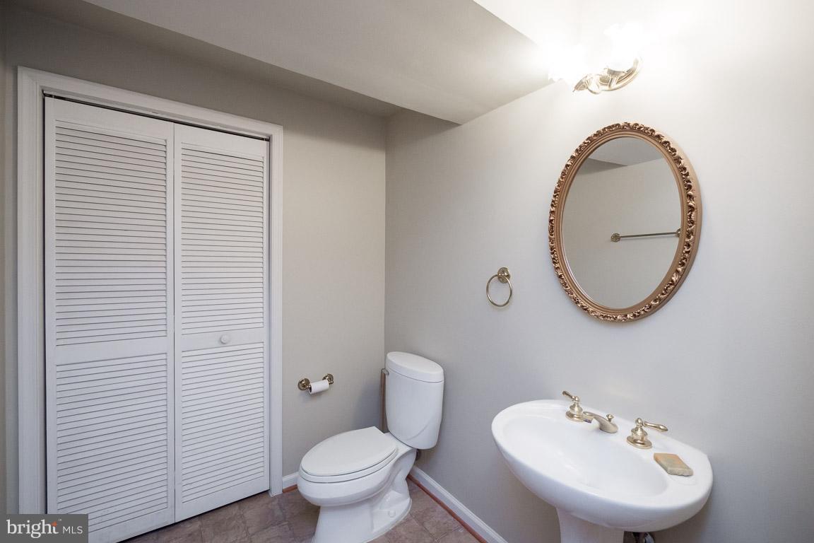 CROFTON COMMONS - Residential