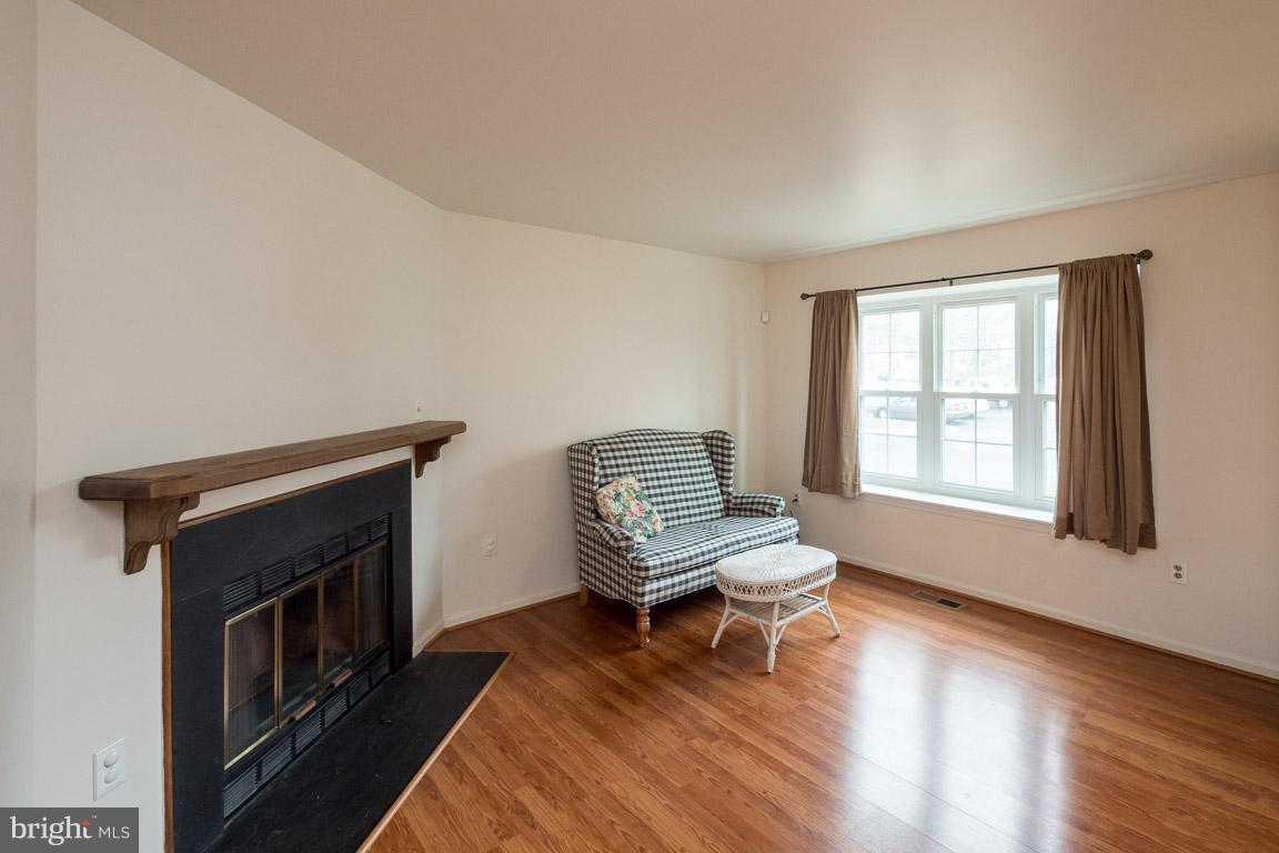 CROFTON COMMONS - Residential