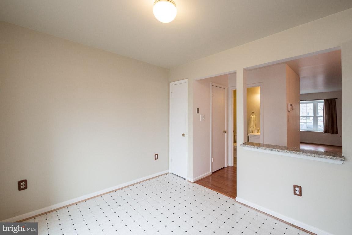 CROFTON COMMONS - Residential