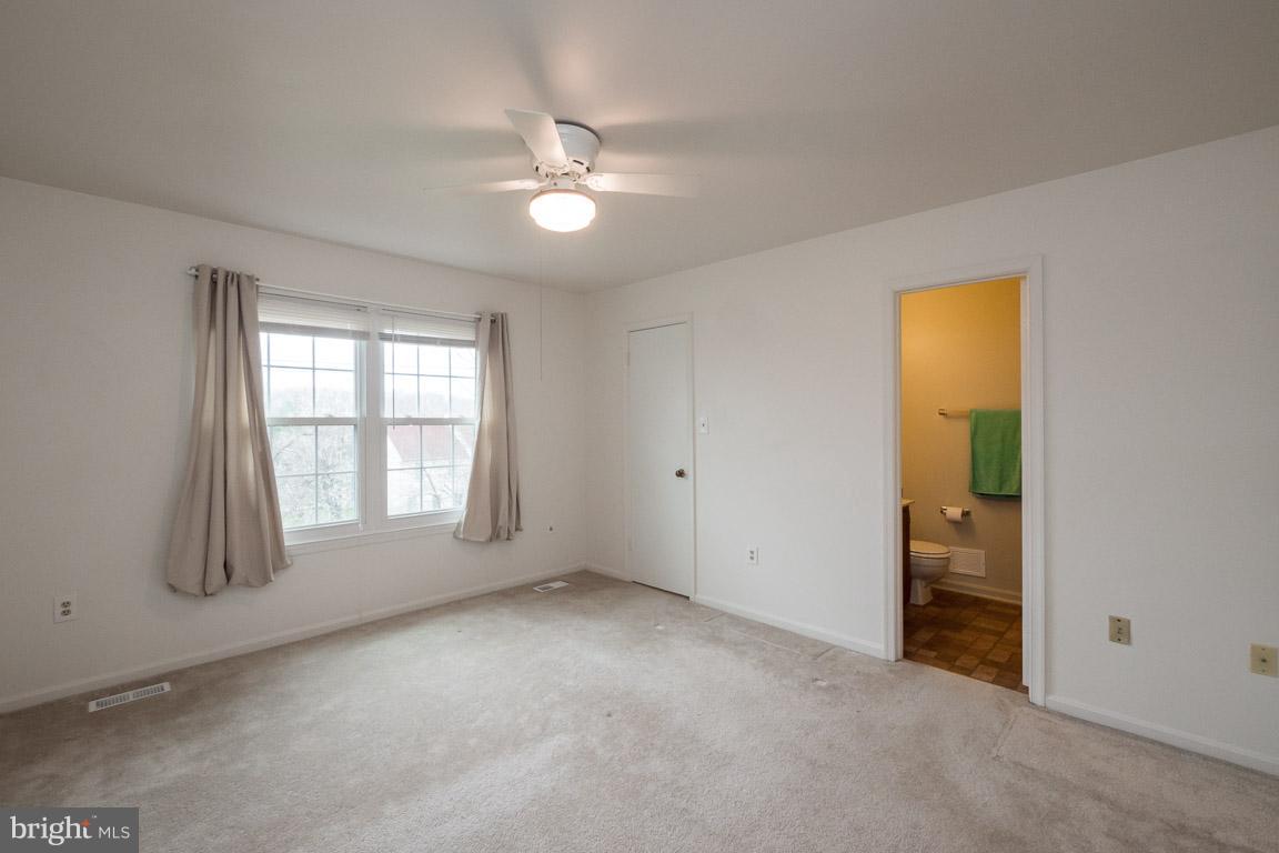 CROFTON COMMONS - Residential