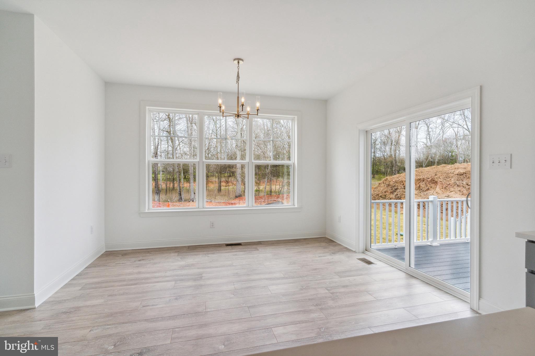 MAPLE RIDGE - Residential