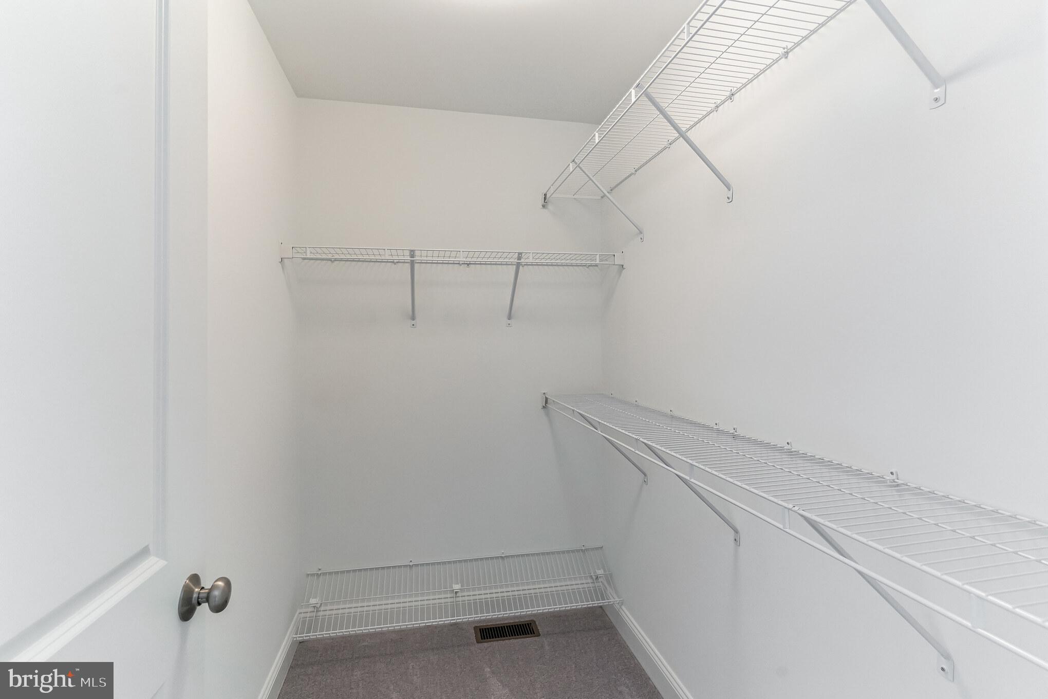 MAPLE RIDGE - Residential