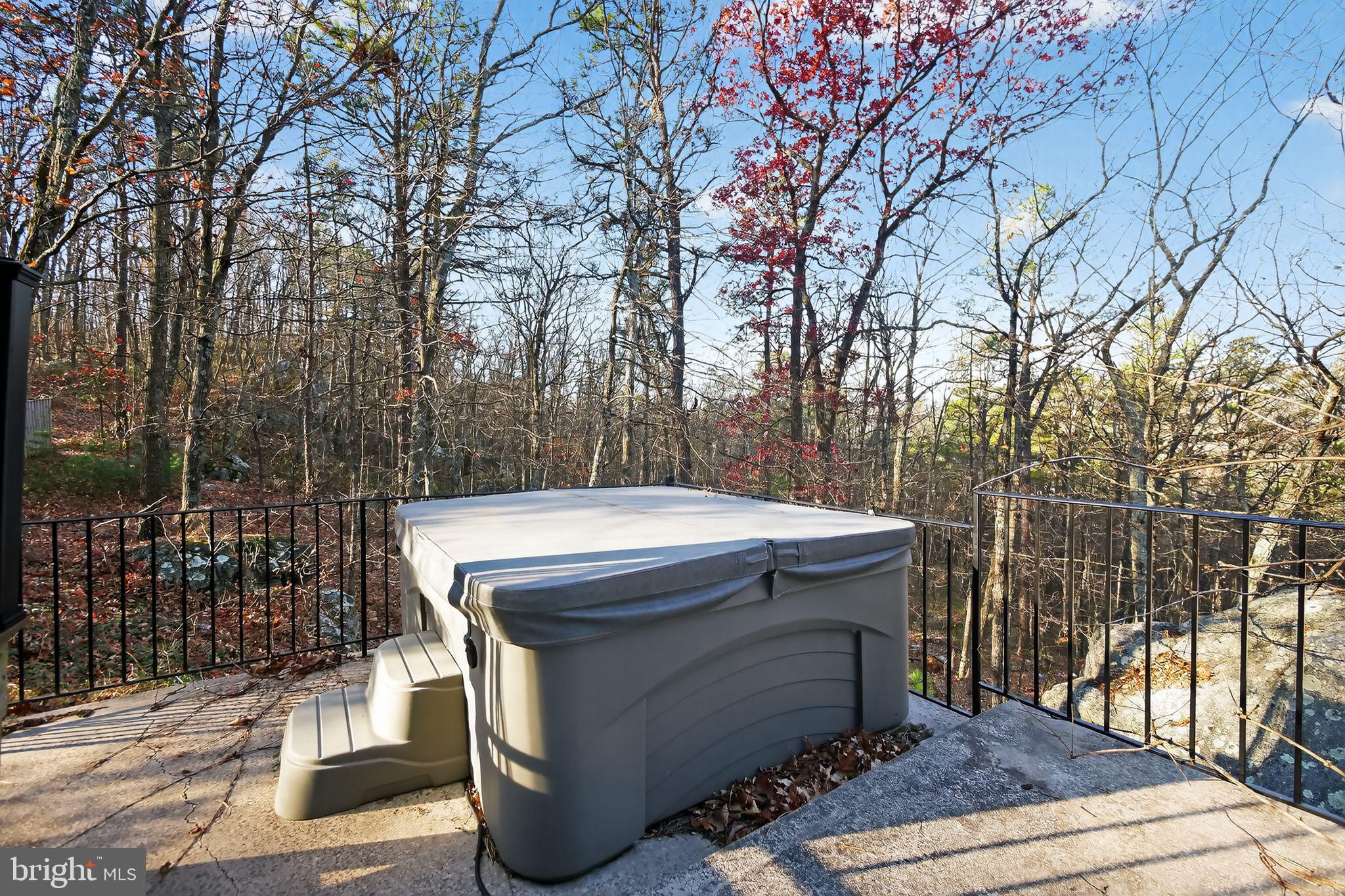 RITTERS HIDDEN VALLEY - Residential